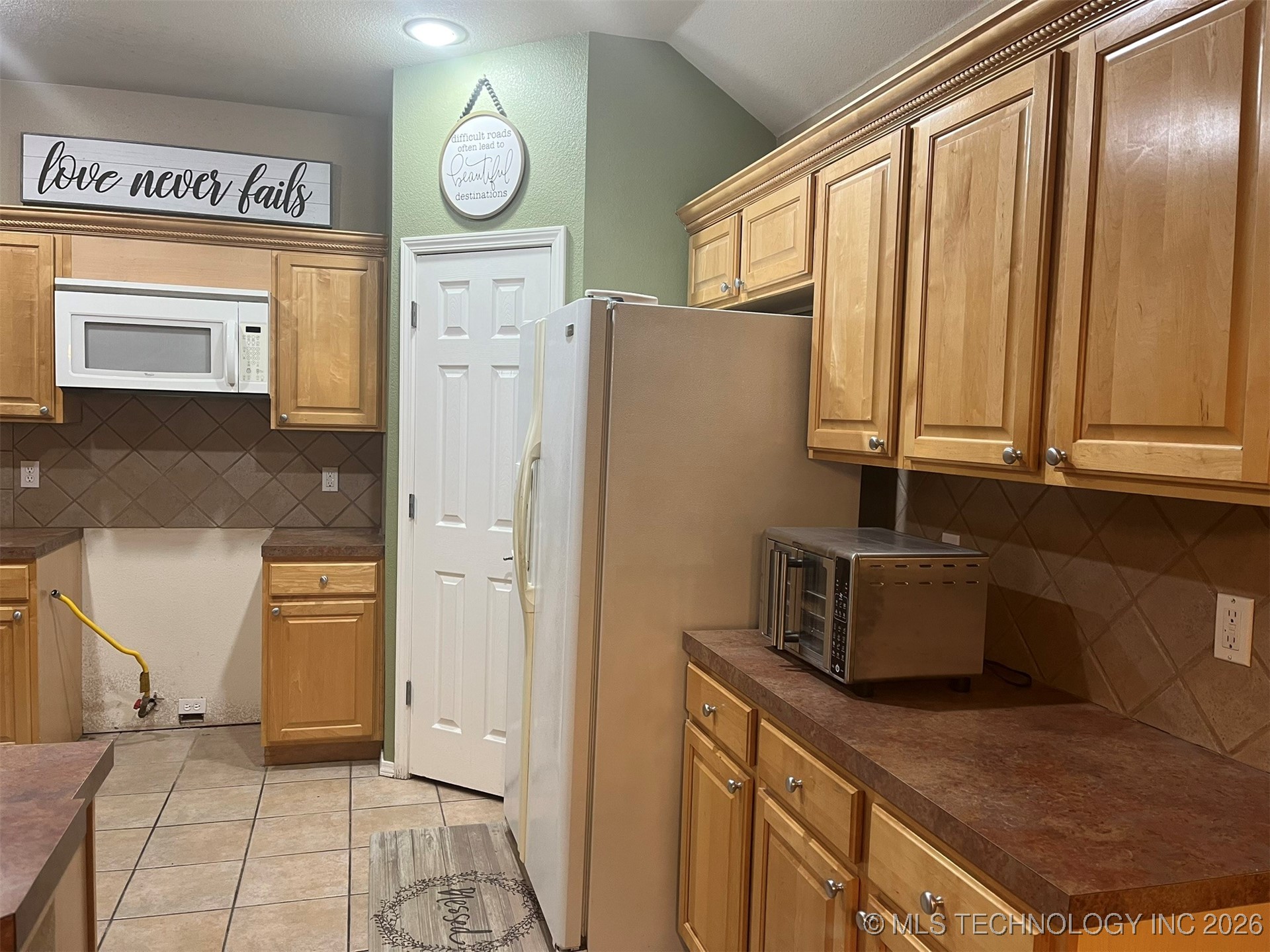 4809 S 195th Avenue E Property Photo 8