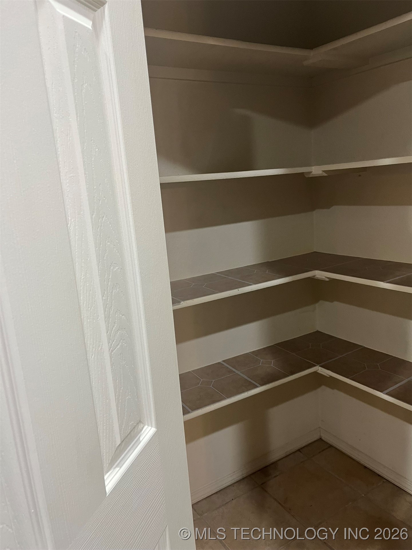 4809 S 195th Avenue E Property Photo 9