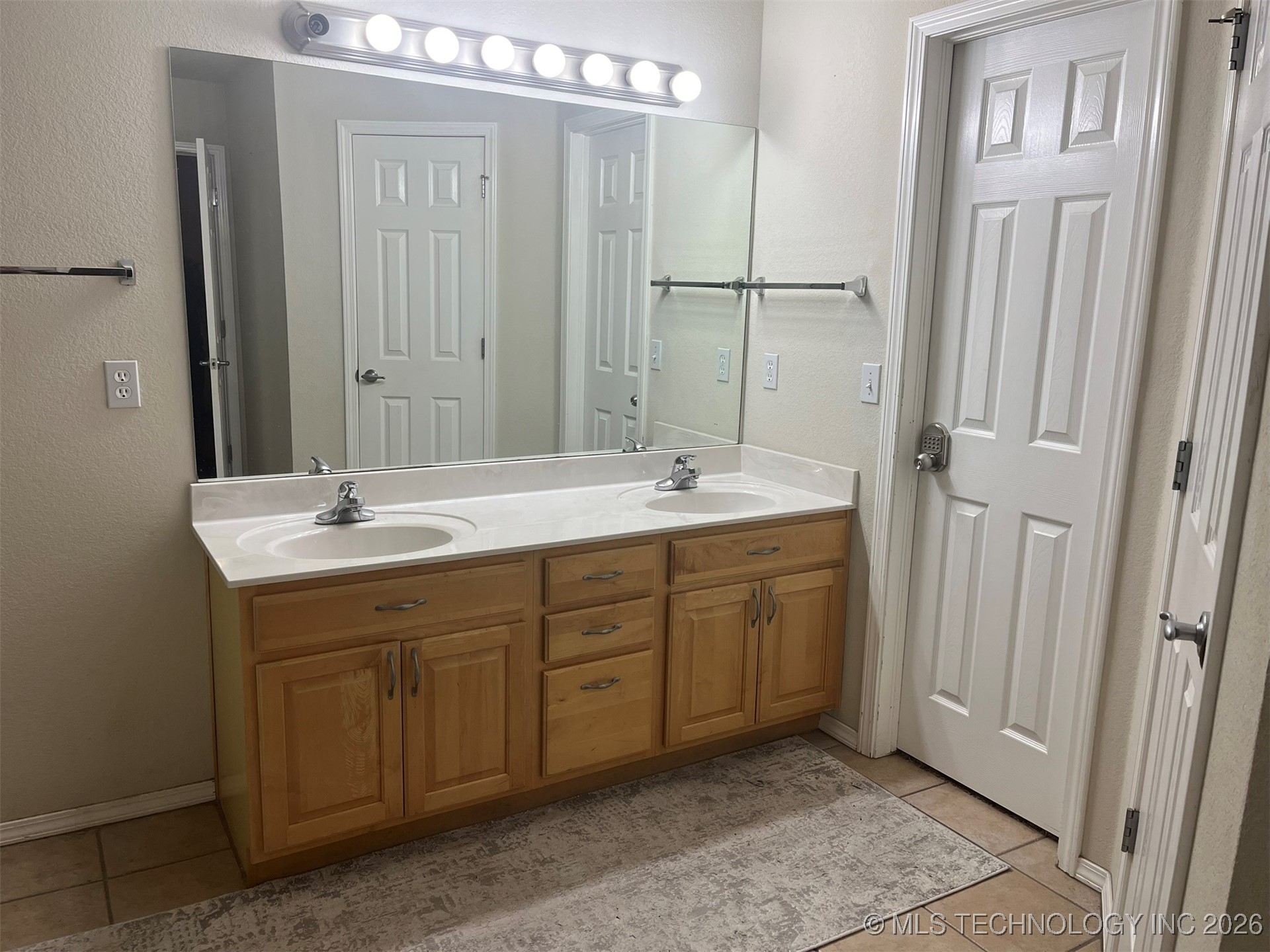 4809 S 195th Avenue E Property Photo 20