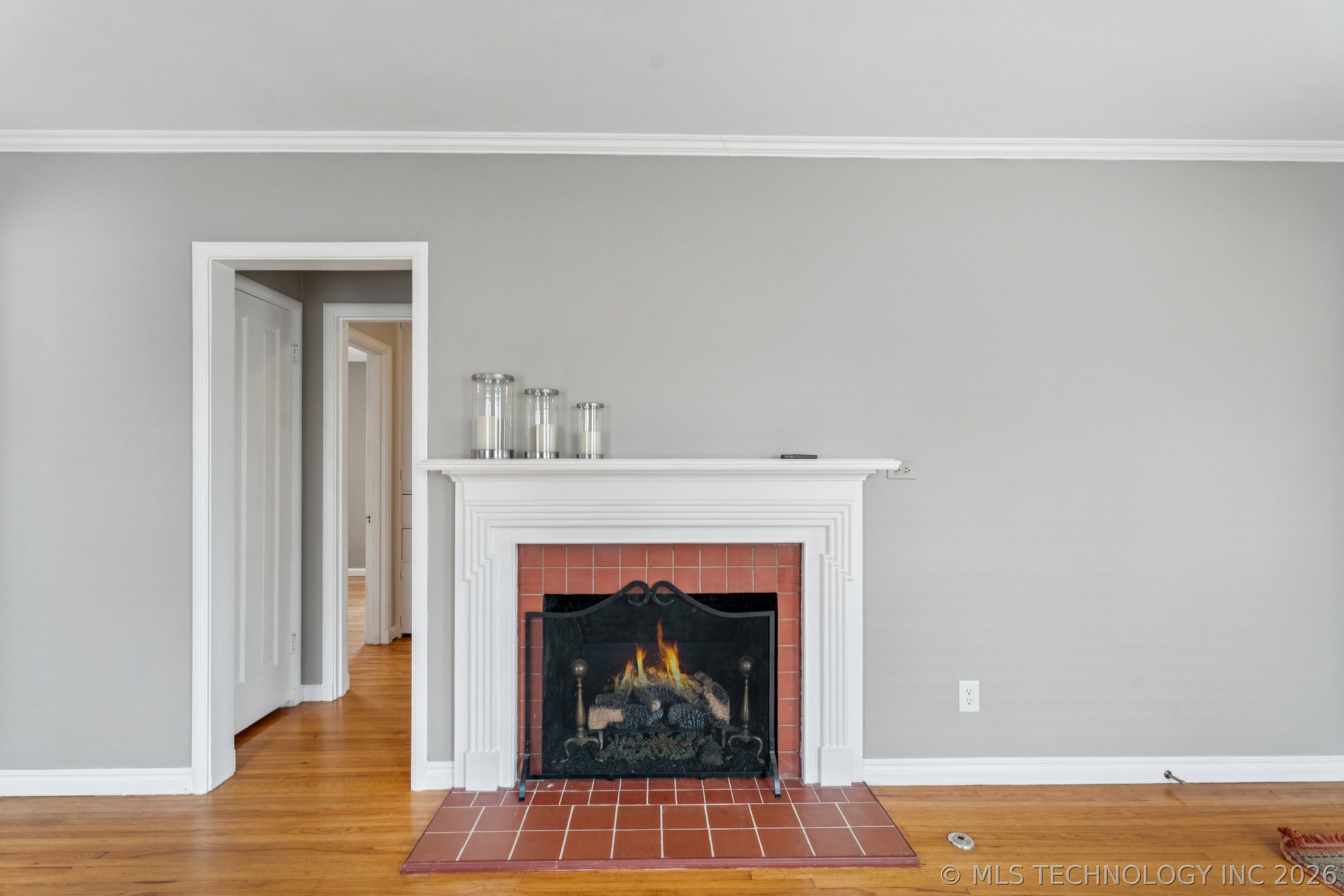 3415 E 13th Street Property Photo 5