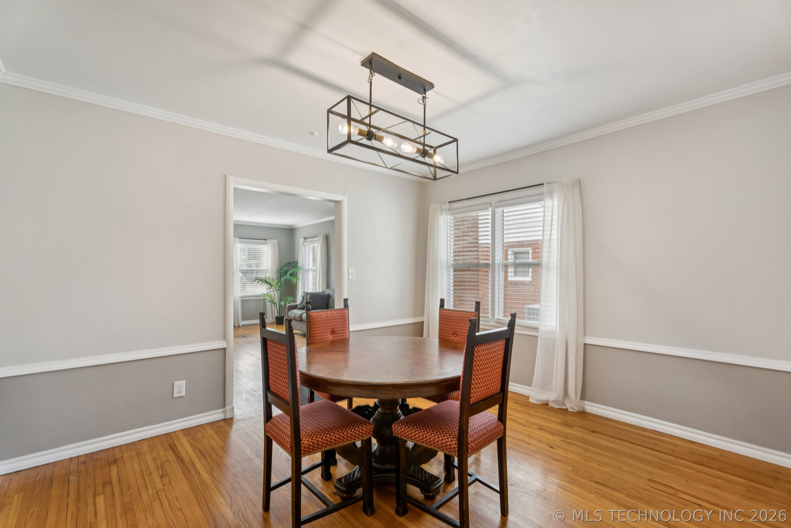 3415 E 13th Street Property Photo 9