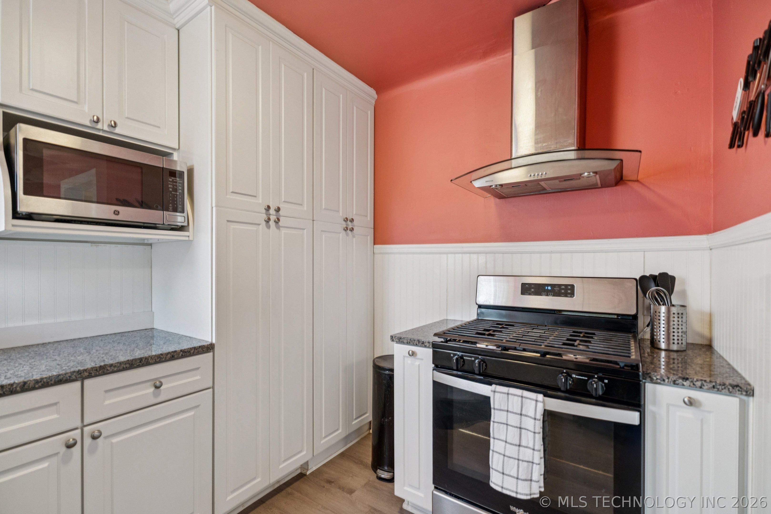 3415 E 13th Street Property Photo 12