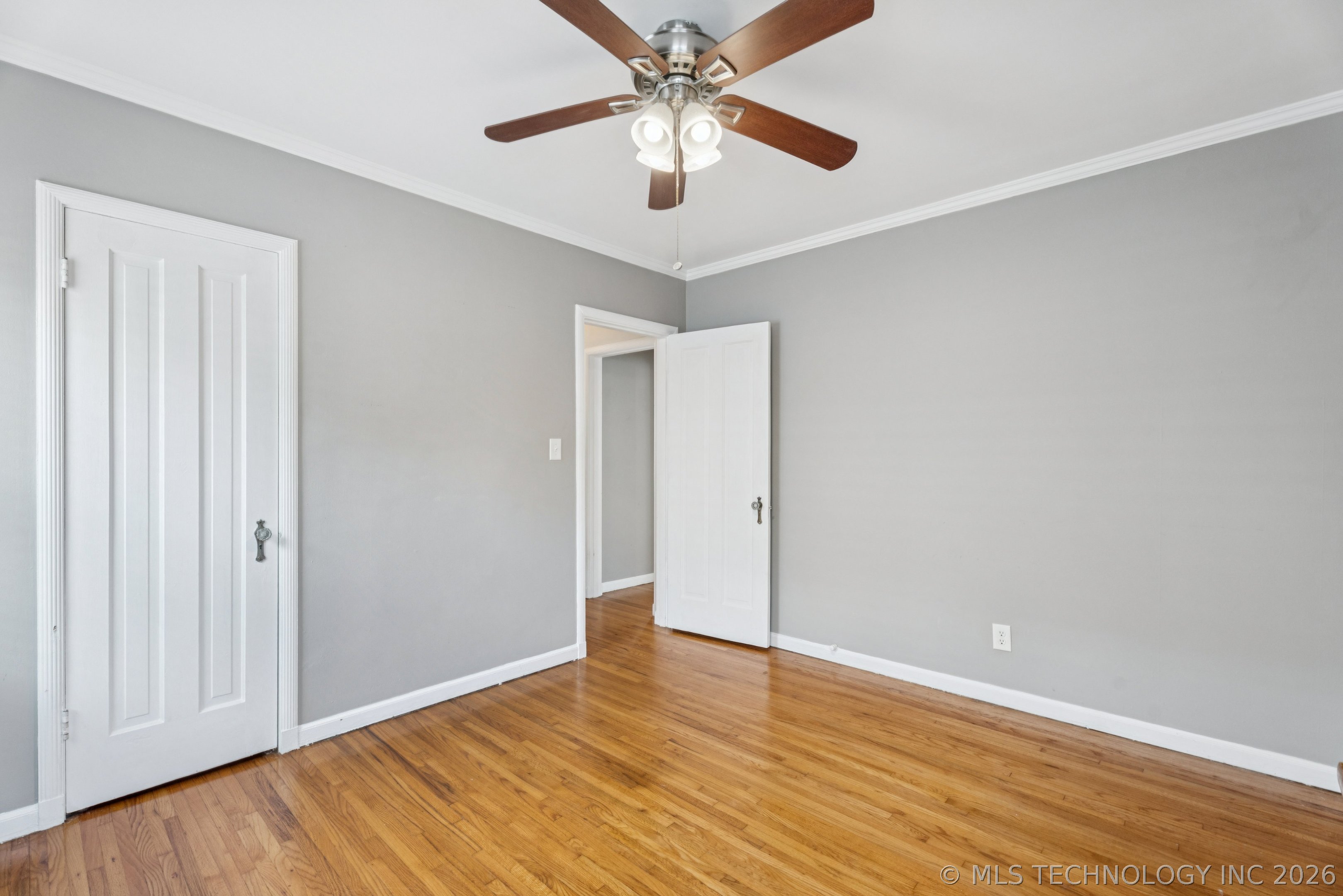 3415 E 13th Street Property Photo 18