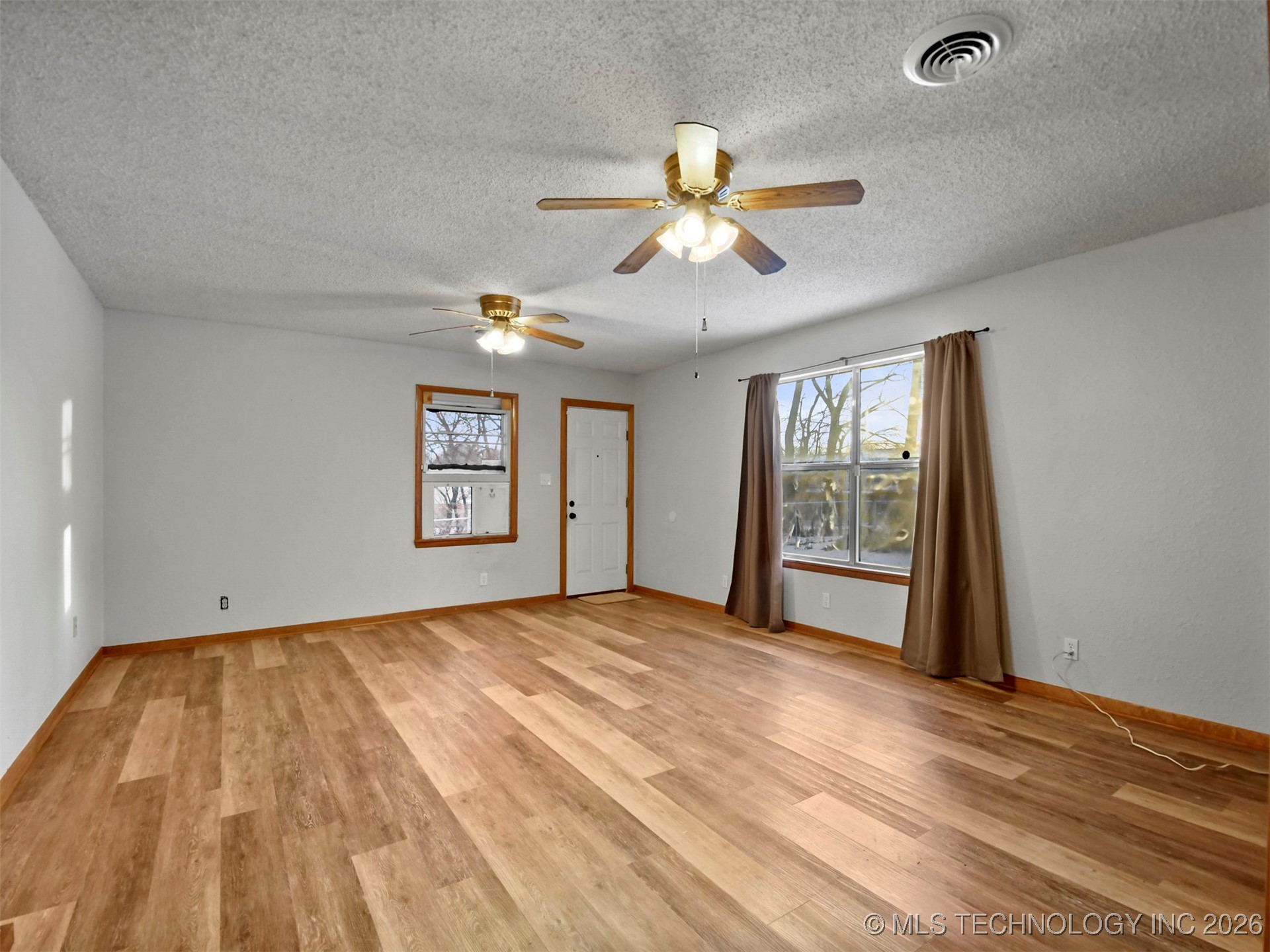 1415 Holt Street Property Photo 10