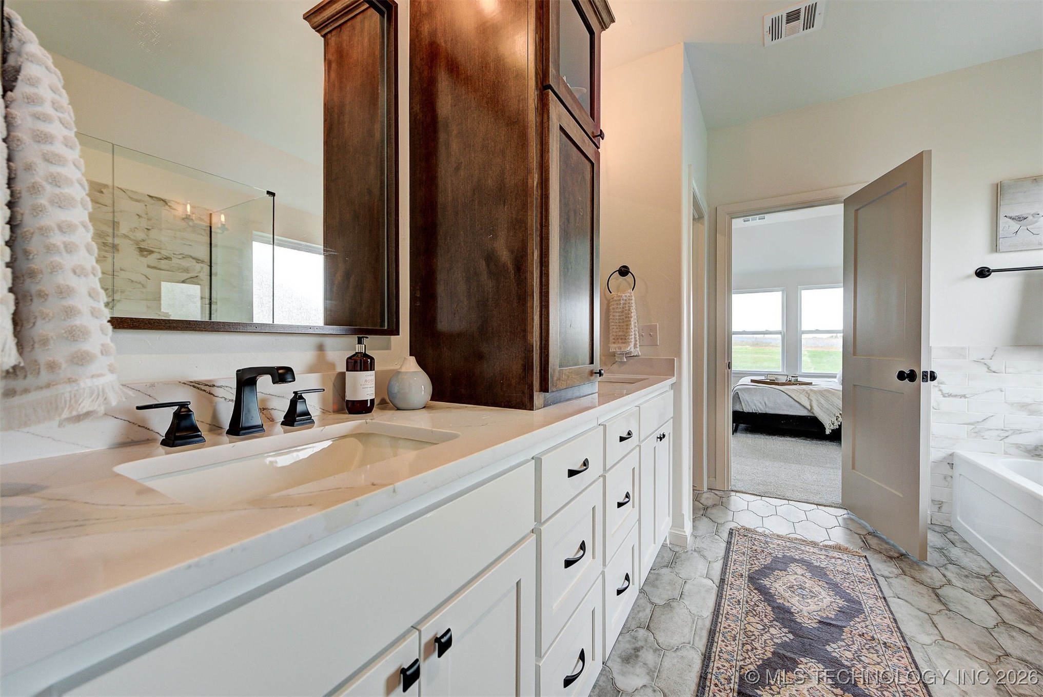 7210 E Queens Place Property Photo 18