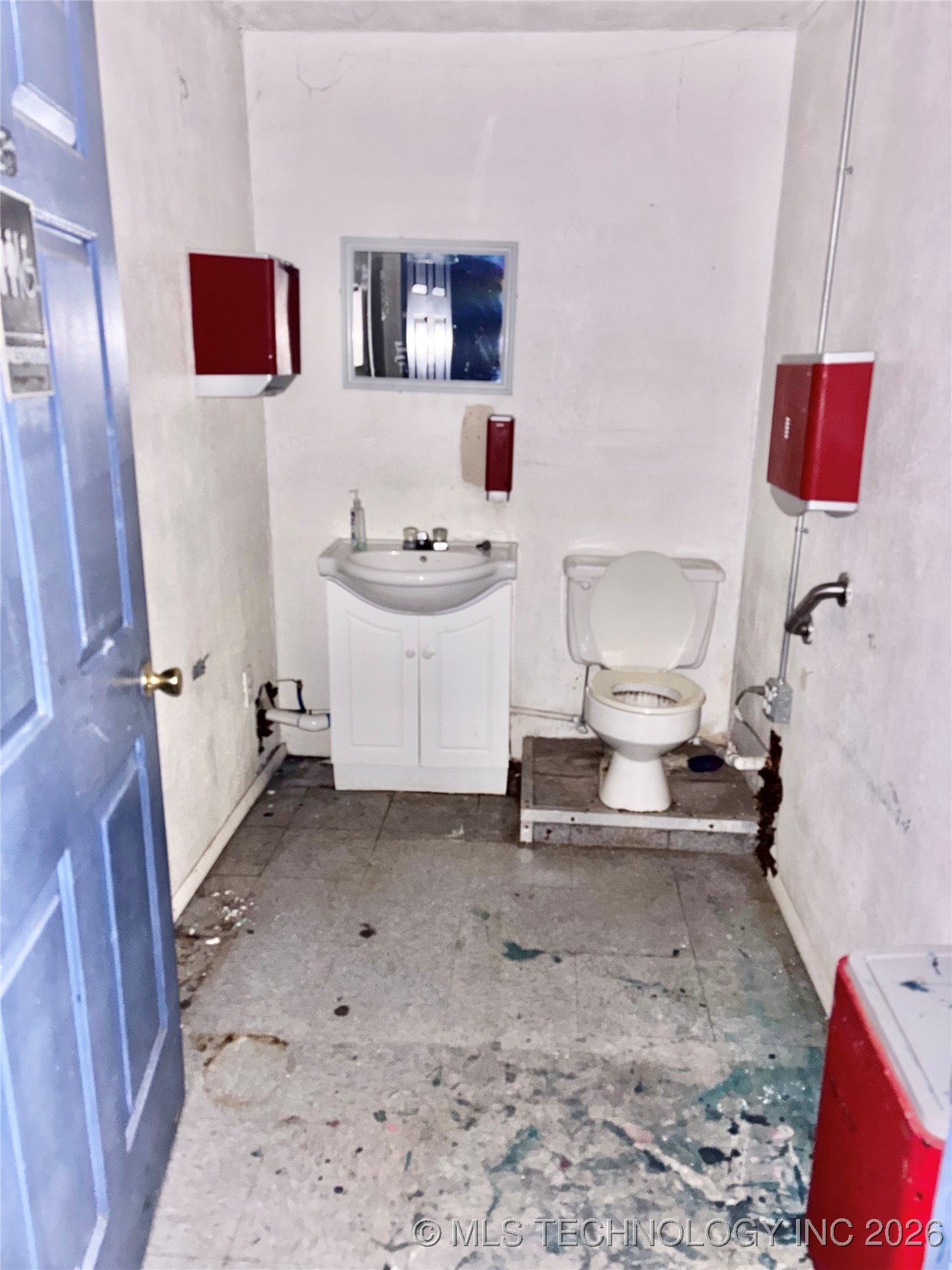 113 W Main Street Property Photo 9