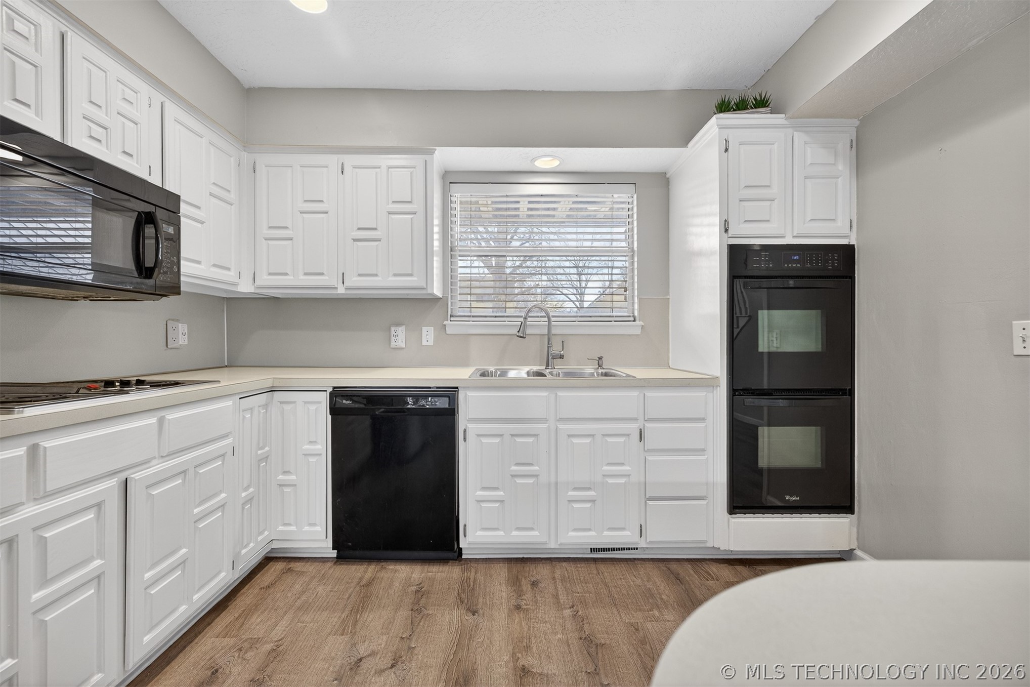 3341 E 83rd Place Property Photo 20