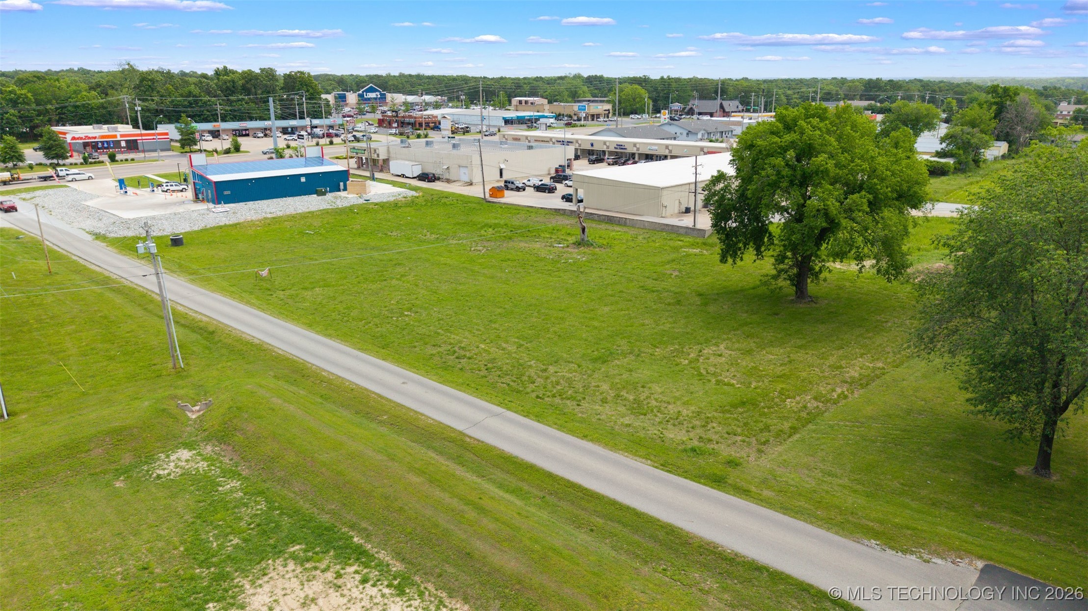 S Main Street Property Photo 2