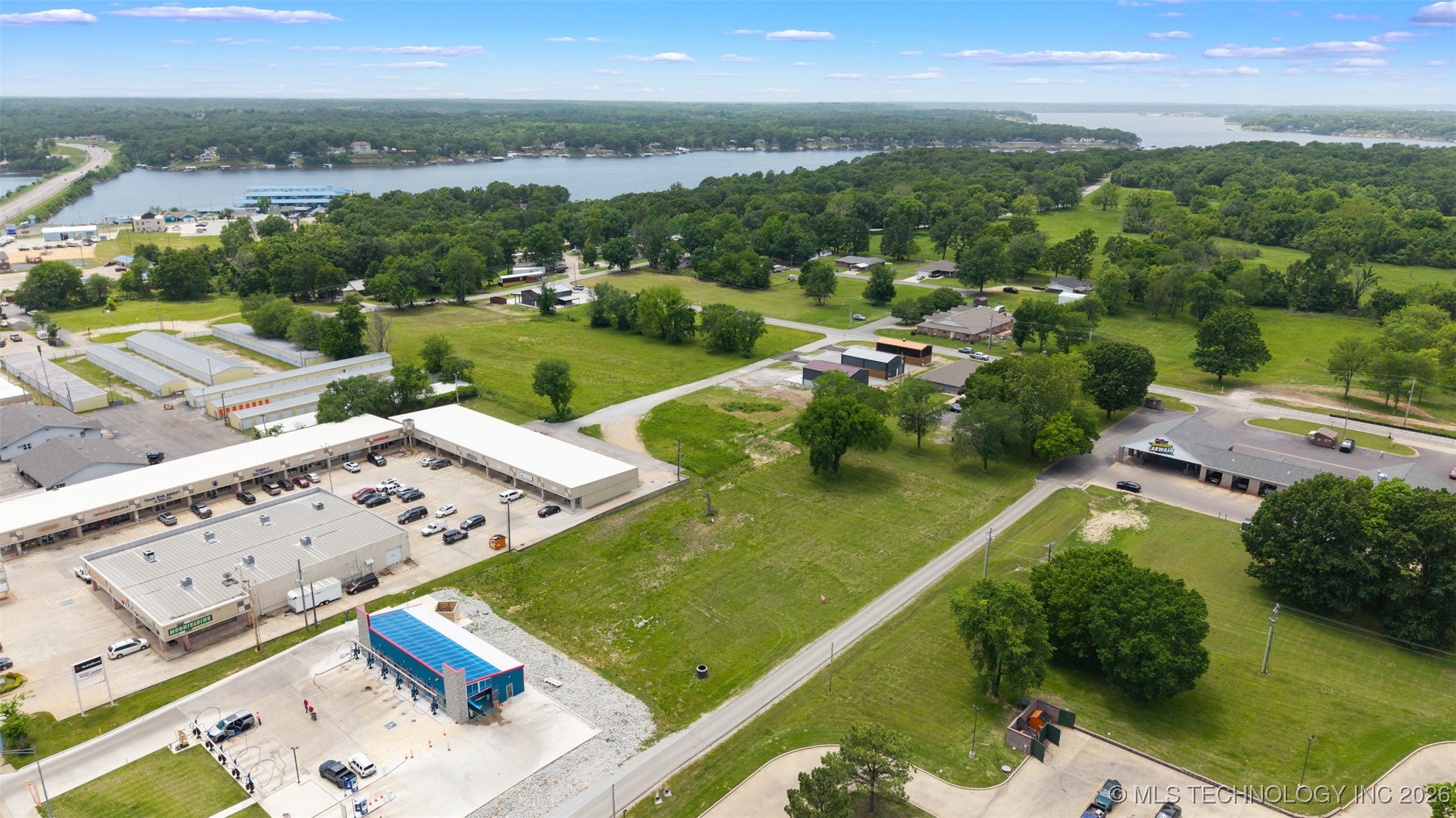 S Main Street Property Photo 8