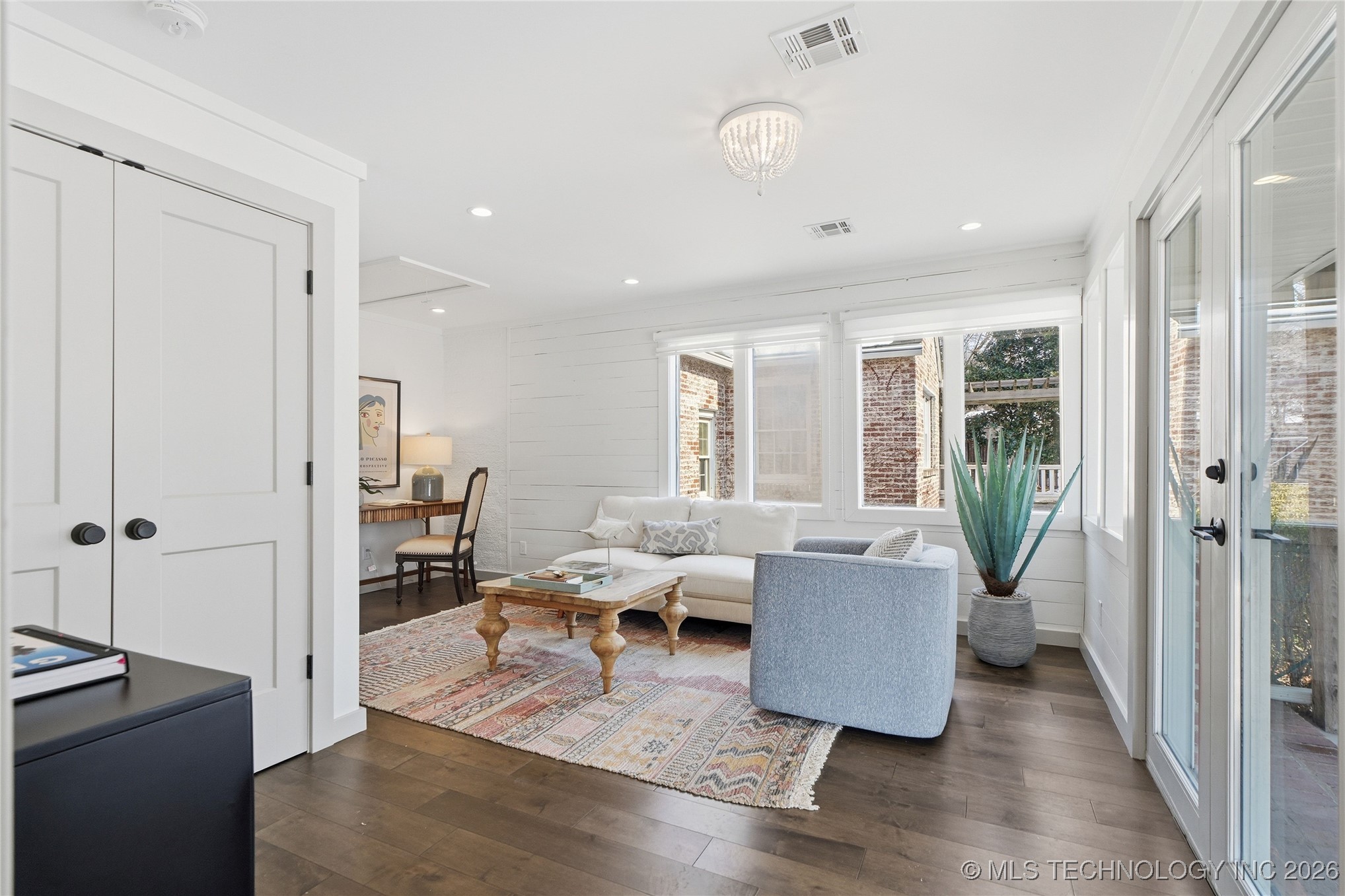 3106 S Gary Avenue Property Photo 29