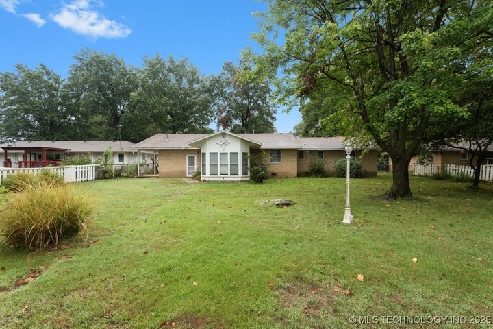 615 N Brewer Street Property Photo 2