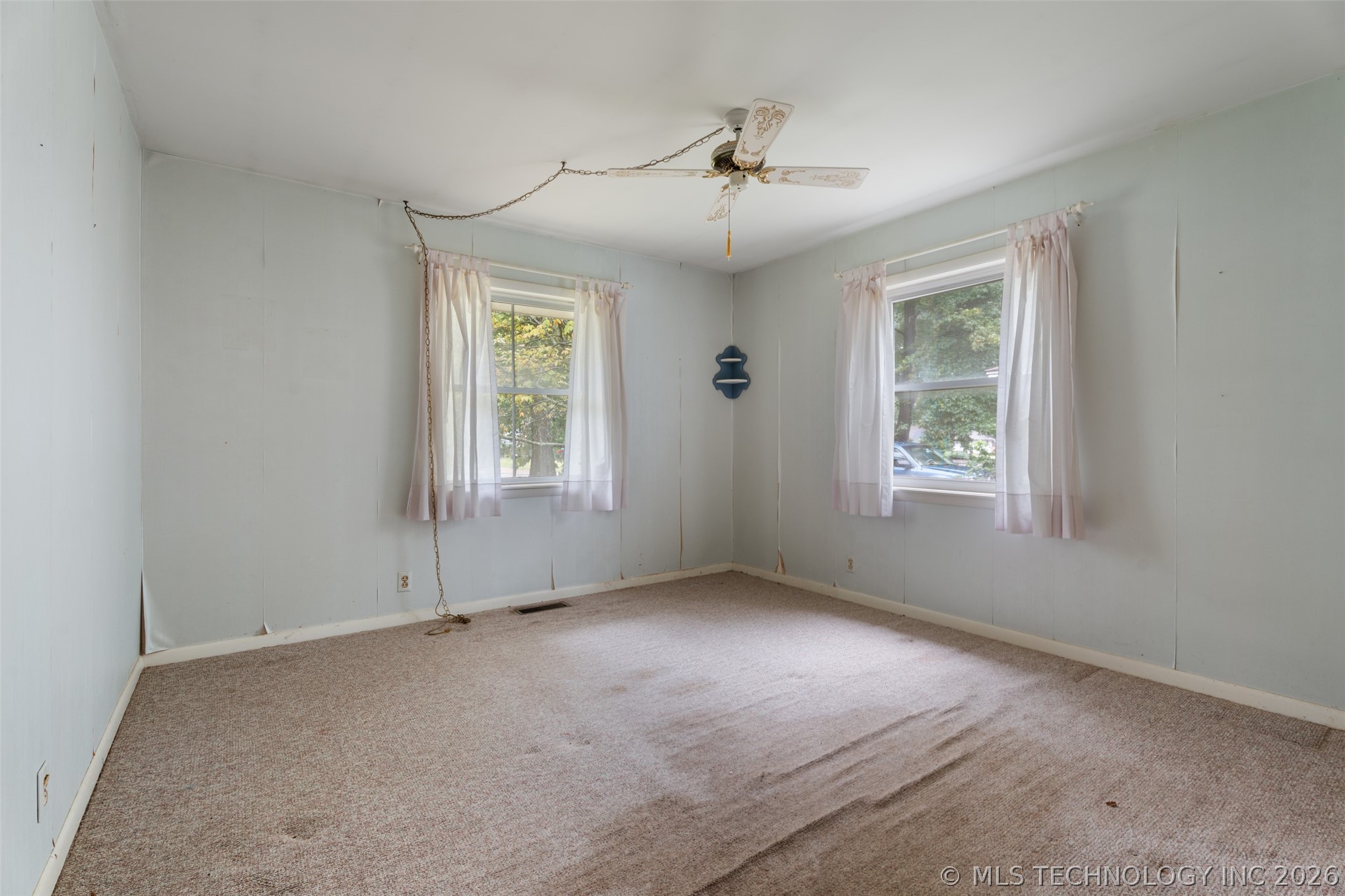 615 N Brewer Street Property Photo 11