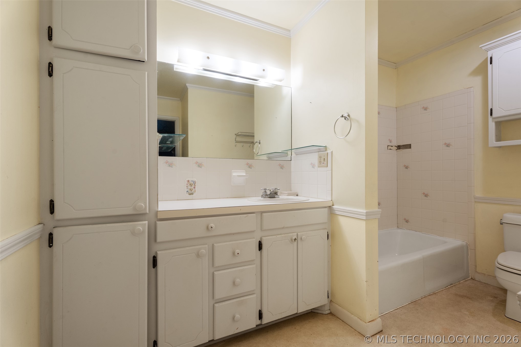 615 N Brewer Street Property Photo 13