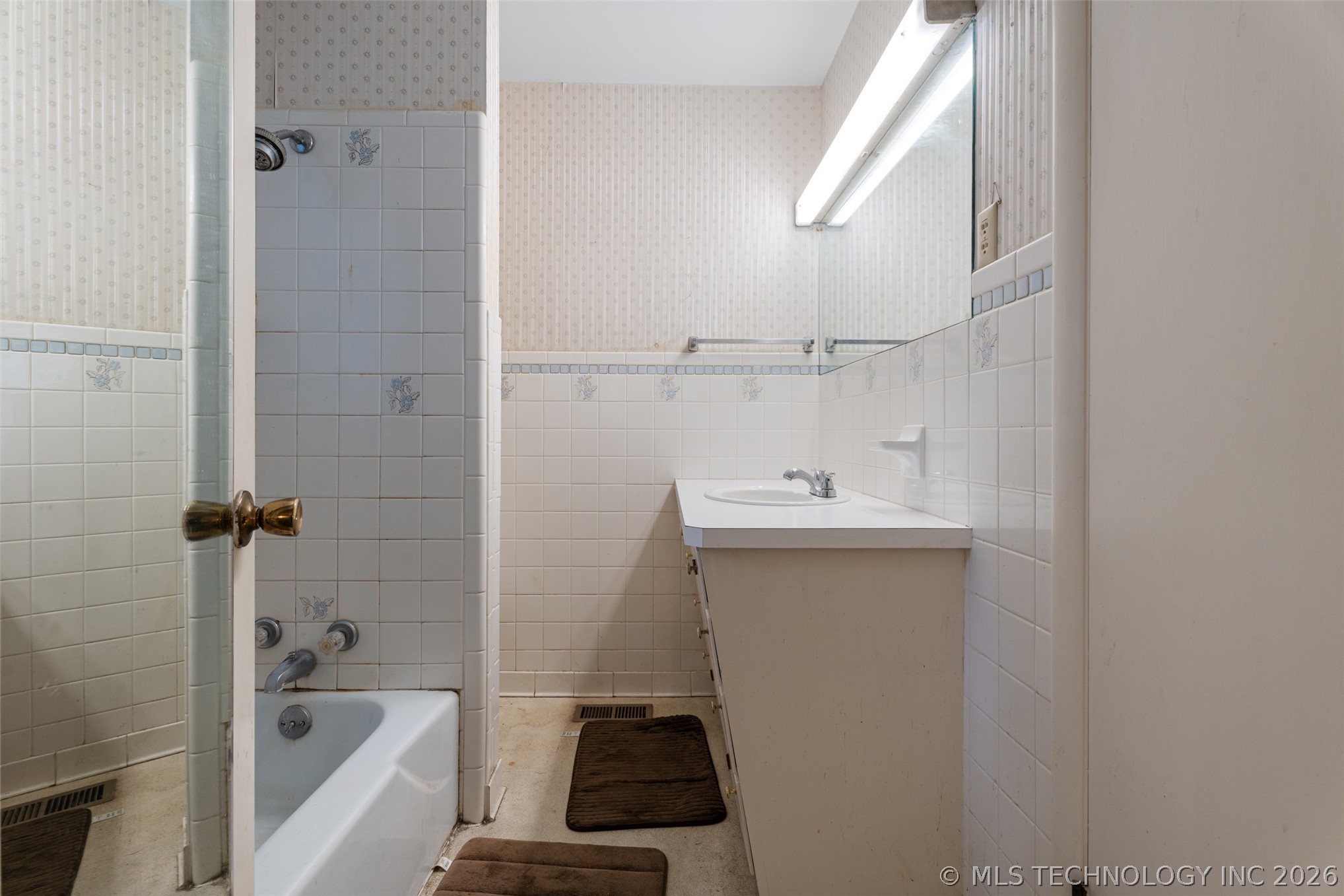 615 N Brewer Street Property Photo 15