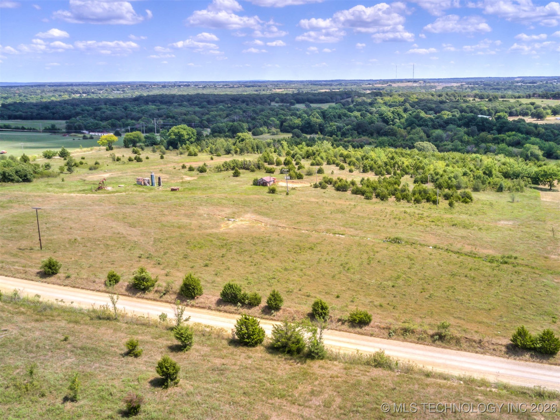 S 481st West Avenue Property Photo 6