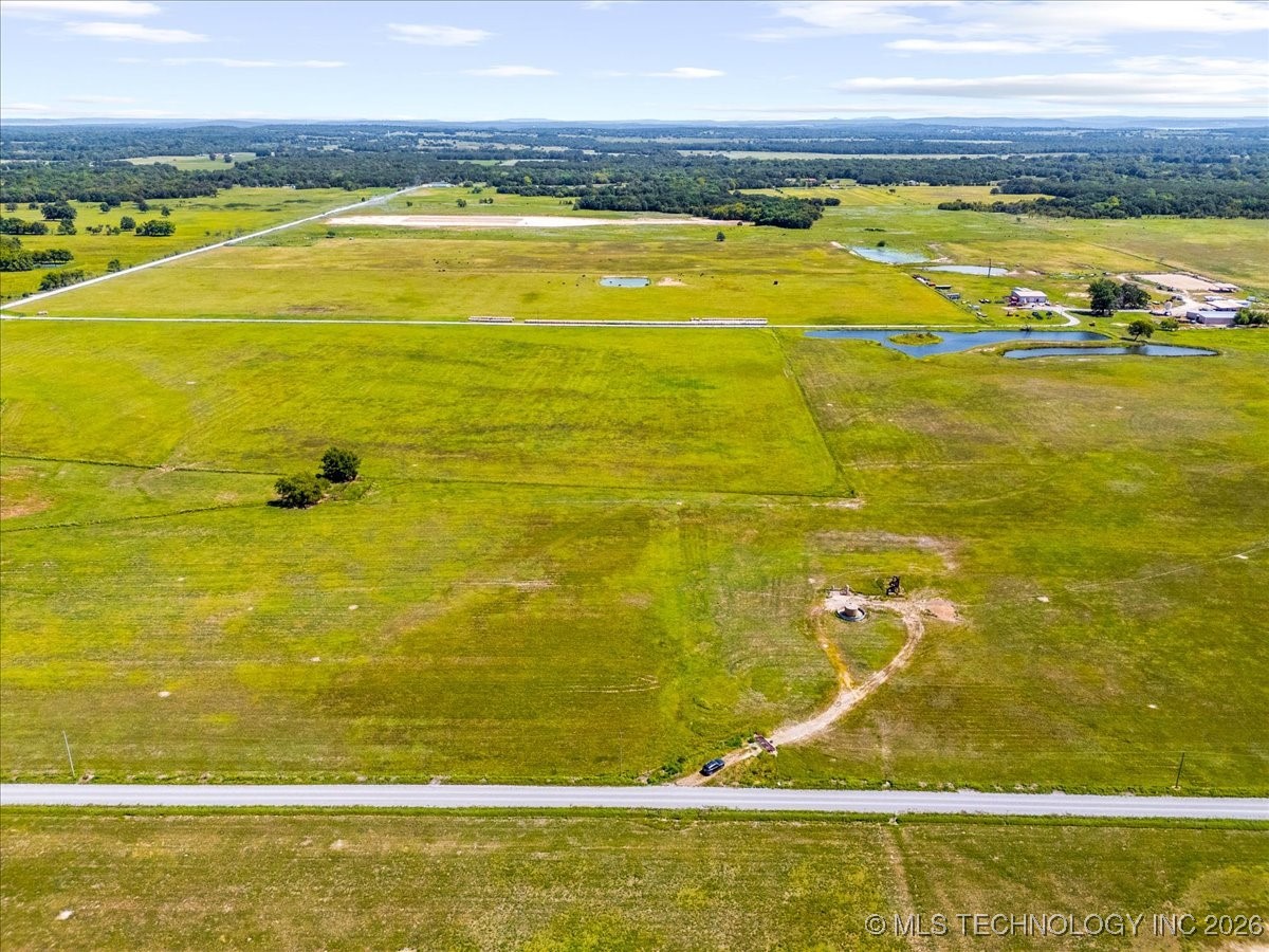 6 Wild Rose Road Property Photo 3