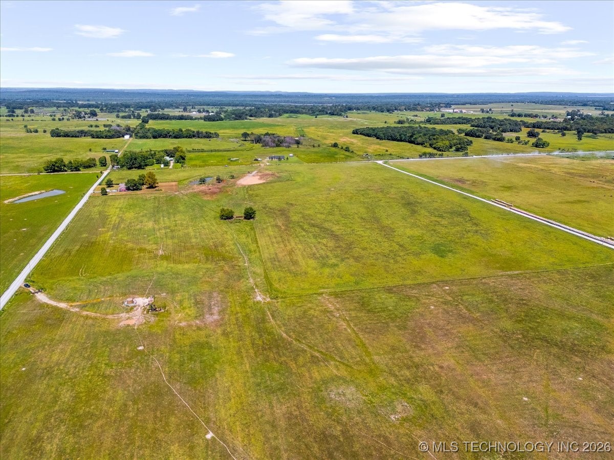 6 Wild Rose Road Property Photo 8