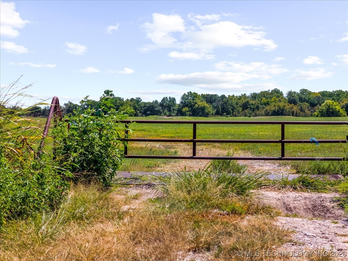 6 Wild Rose Road Property Photo 16