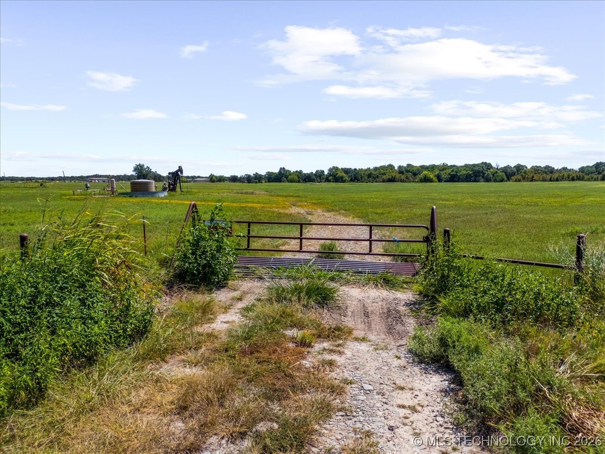 6 Wild Rose Road Property Photo 17