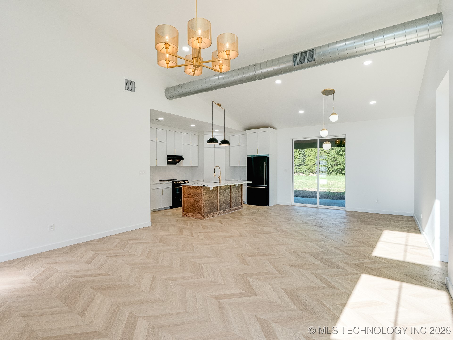 17488 County Road 3540 Property Photo 8