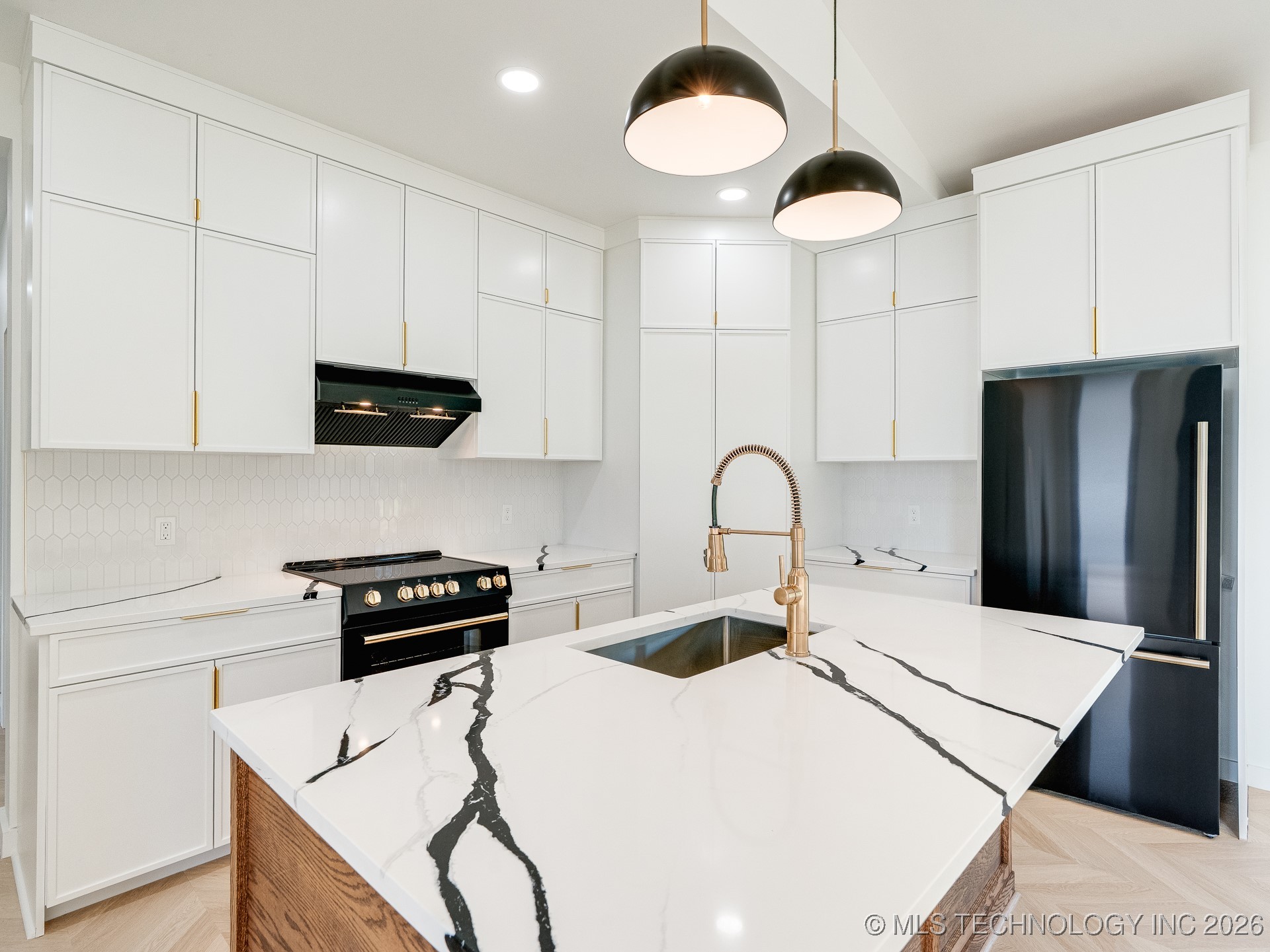 17488 County Road 3540 Property Photo 14