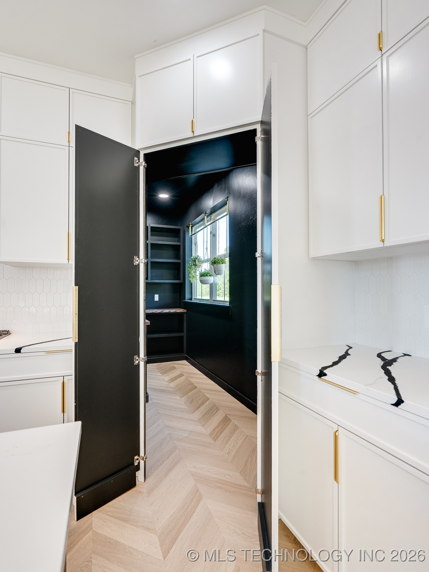 17488 County Road 3540 Property Photo 18