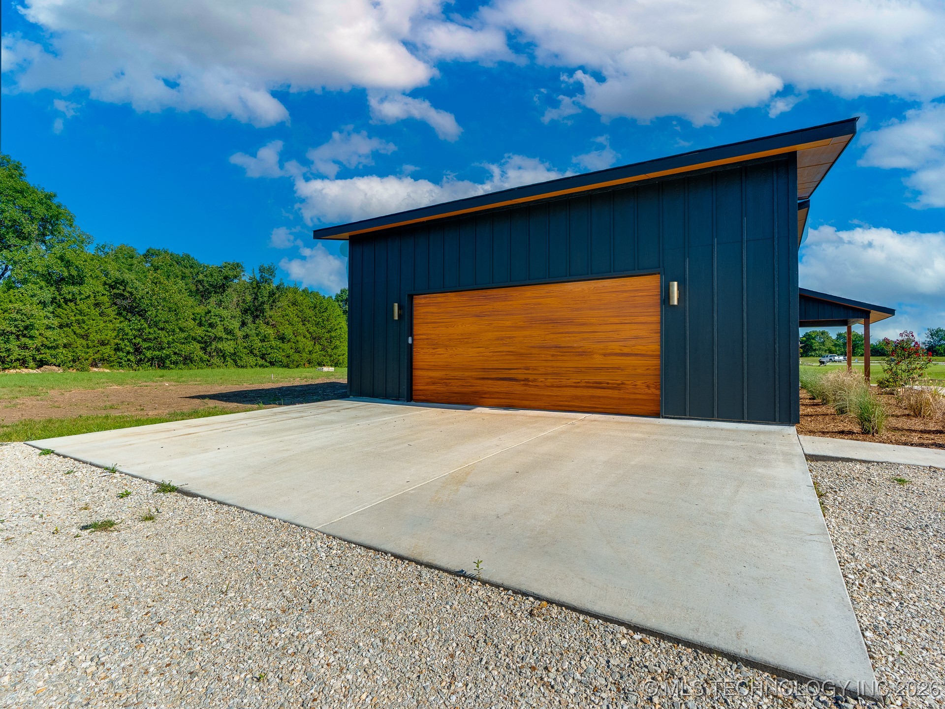 17488 County Road 3540 Property Photo 48