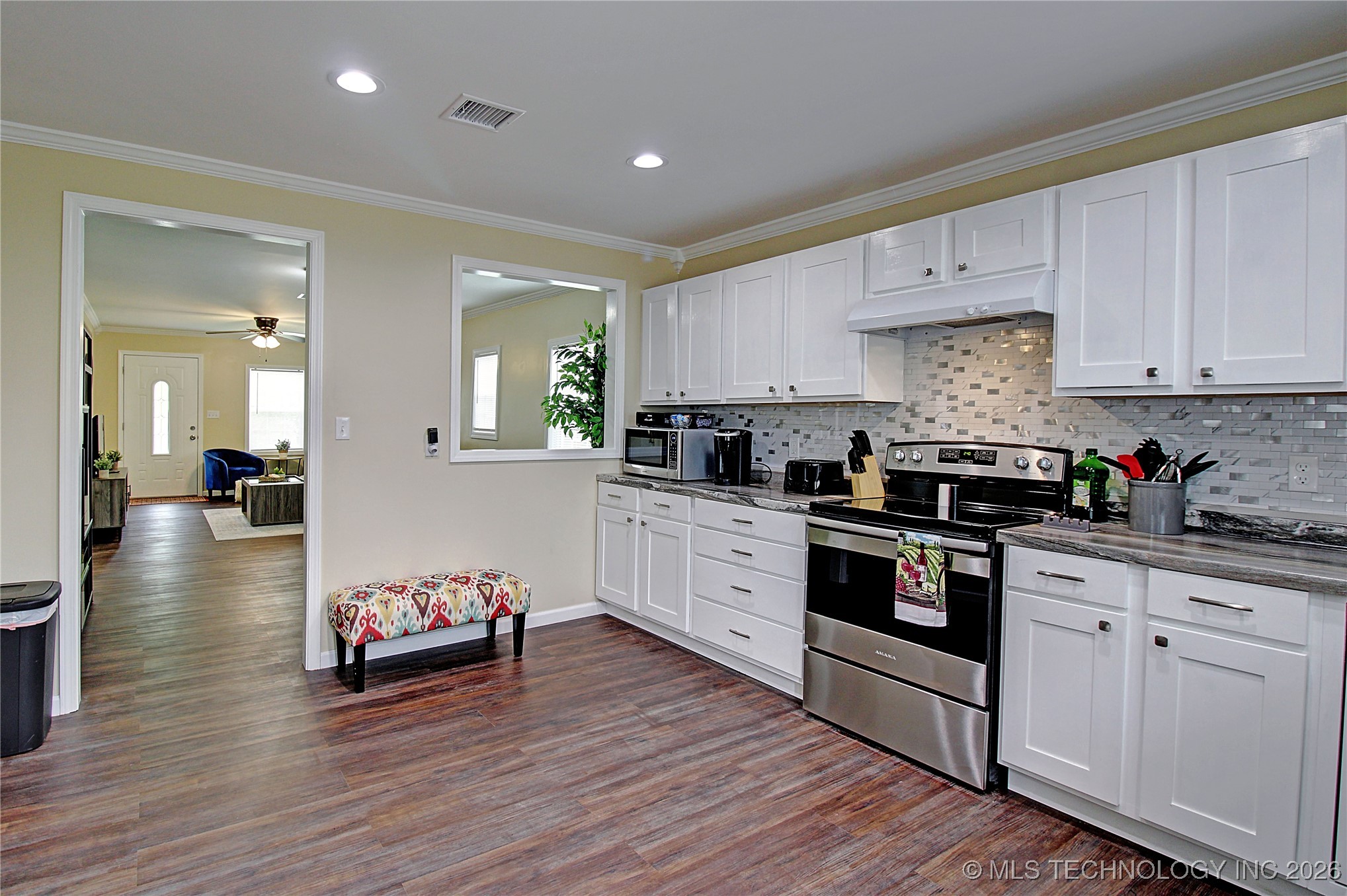 519 S Yorktown Avenue Property Photo 10