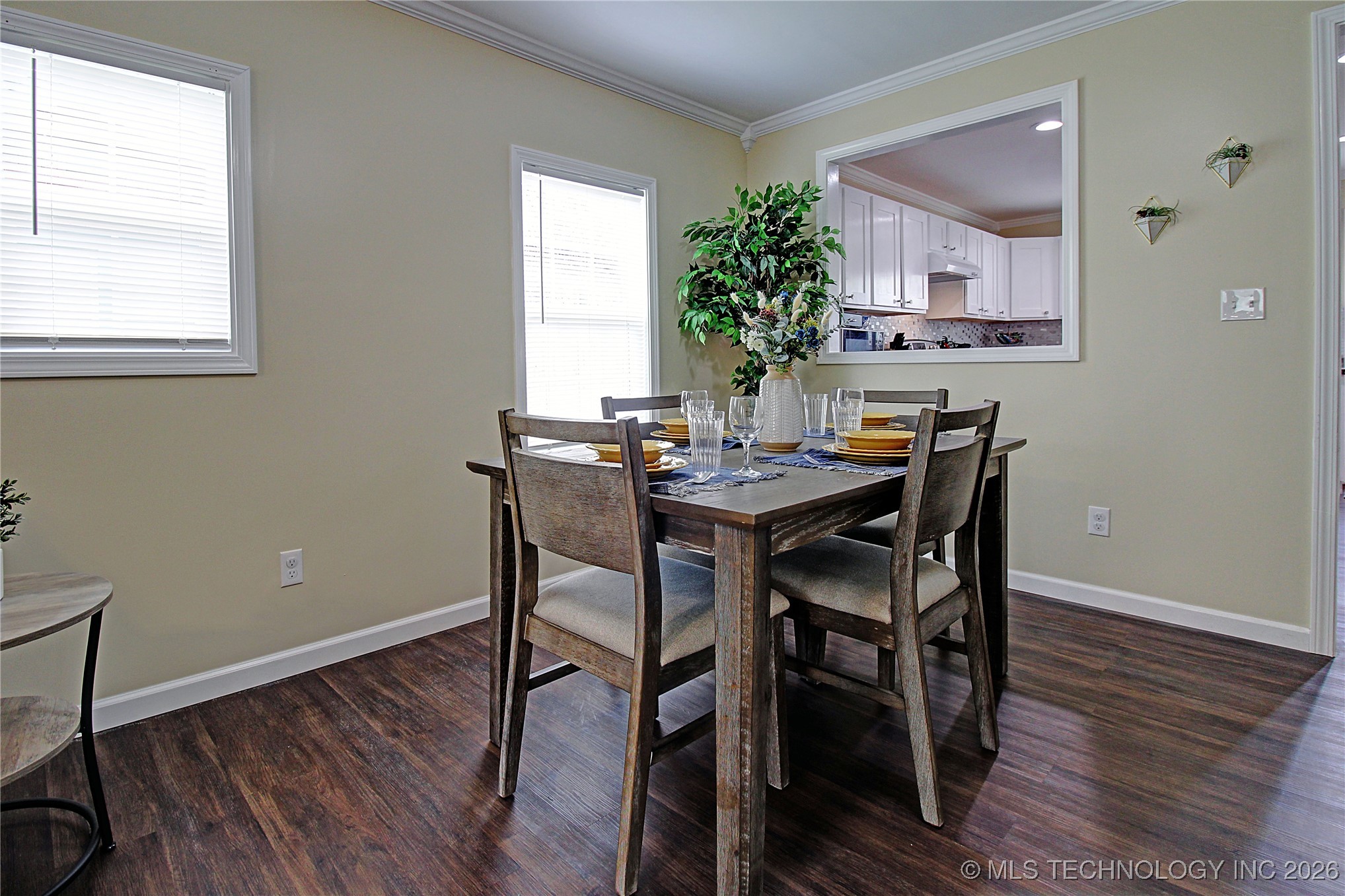 519 S Yorktown Avenue Property Photo 25