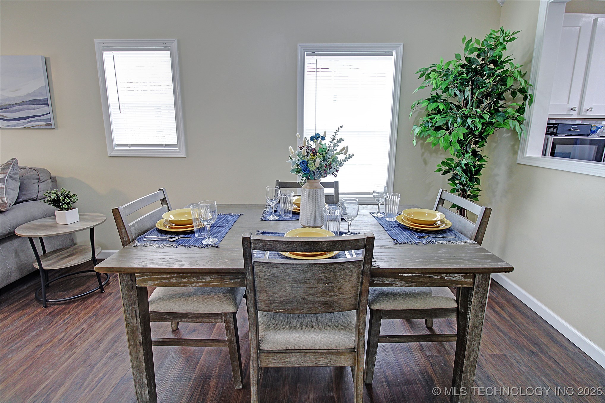 519 S Yorktown Avenue Property Photo 28