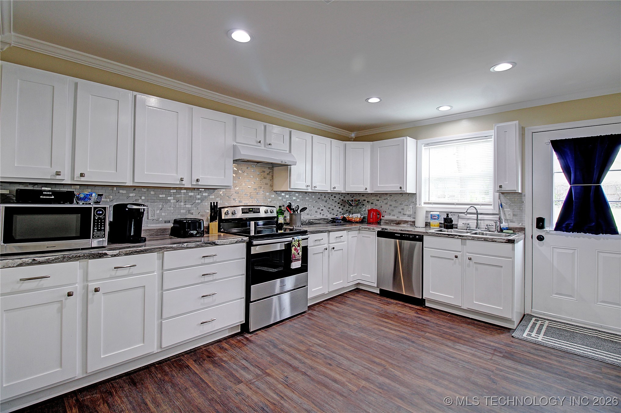 519 S Yorktown Avenue Property Photo 45