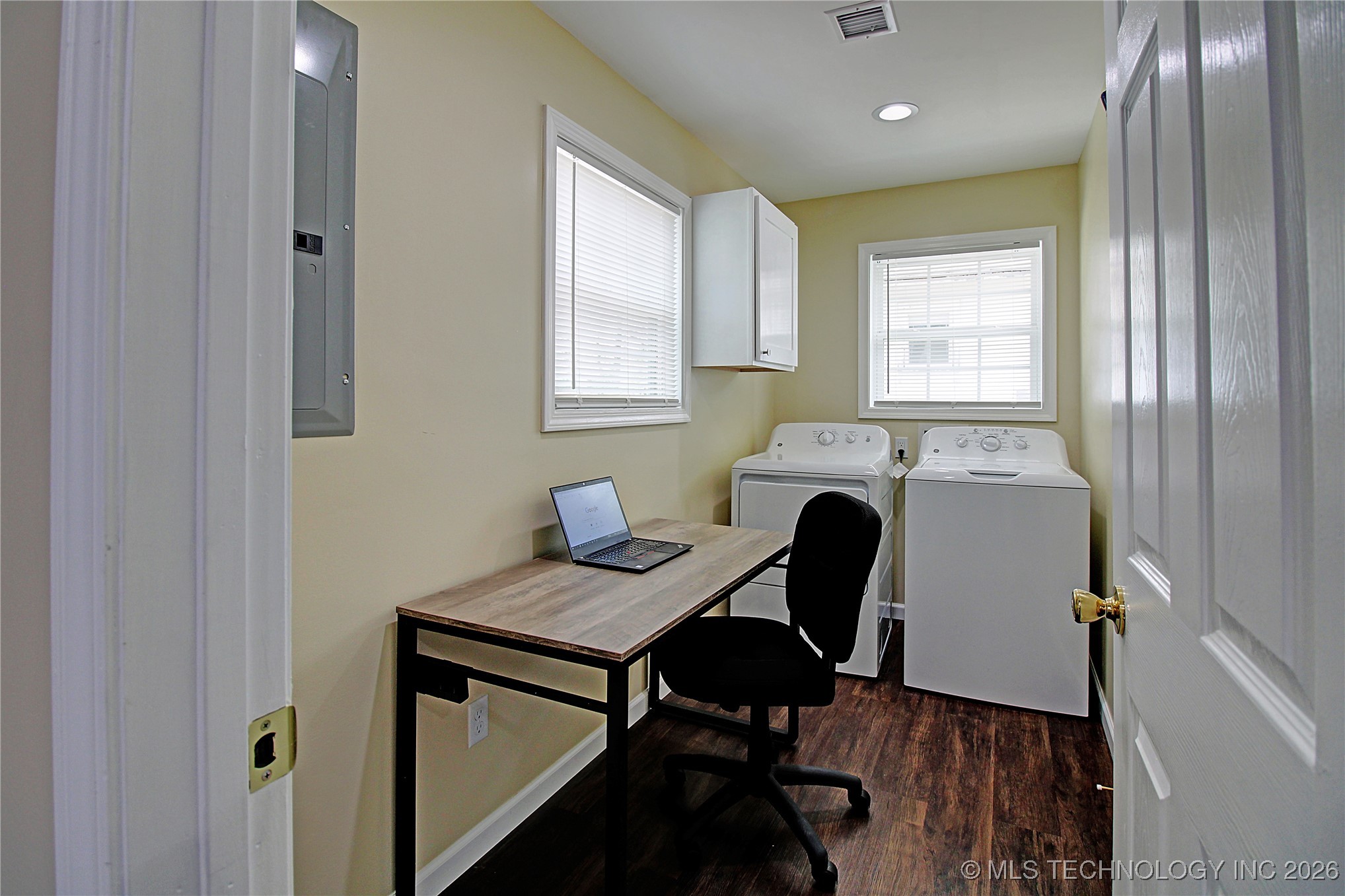 519 S Yorktown Avenue Property Photo 52