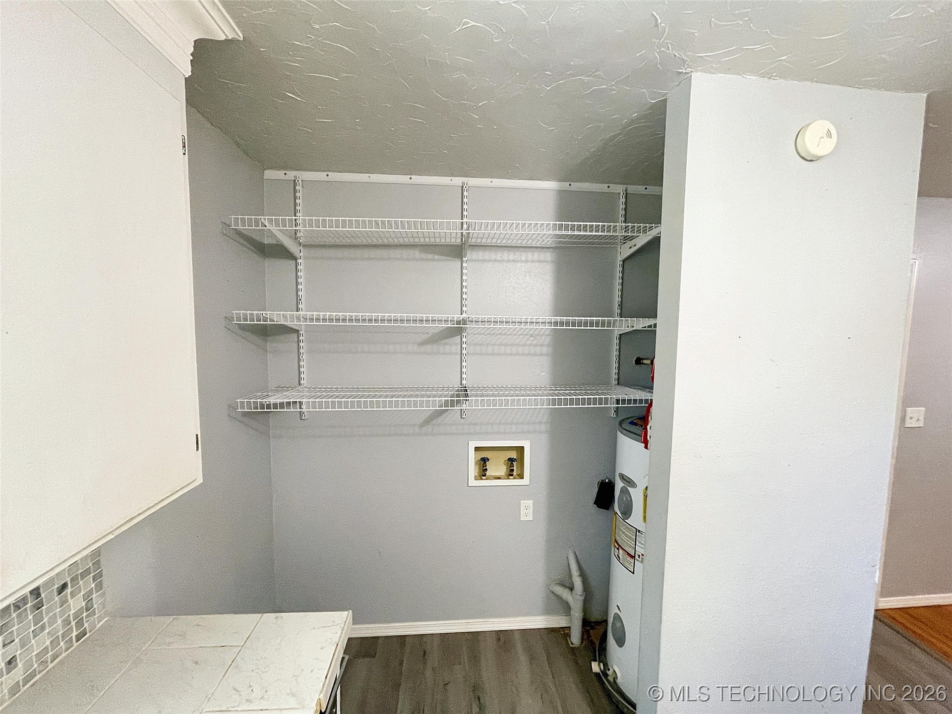 511 W Allen Road Property Photo 5