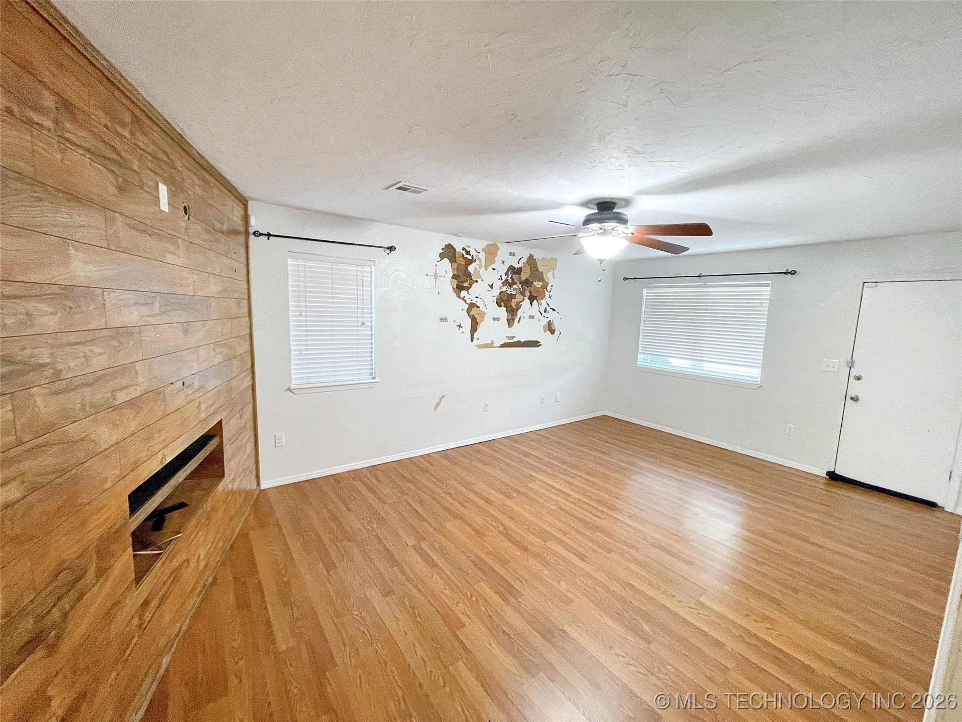 511 W Allen Road Property Photo 8