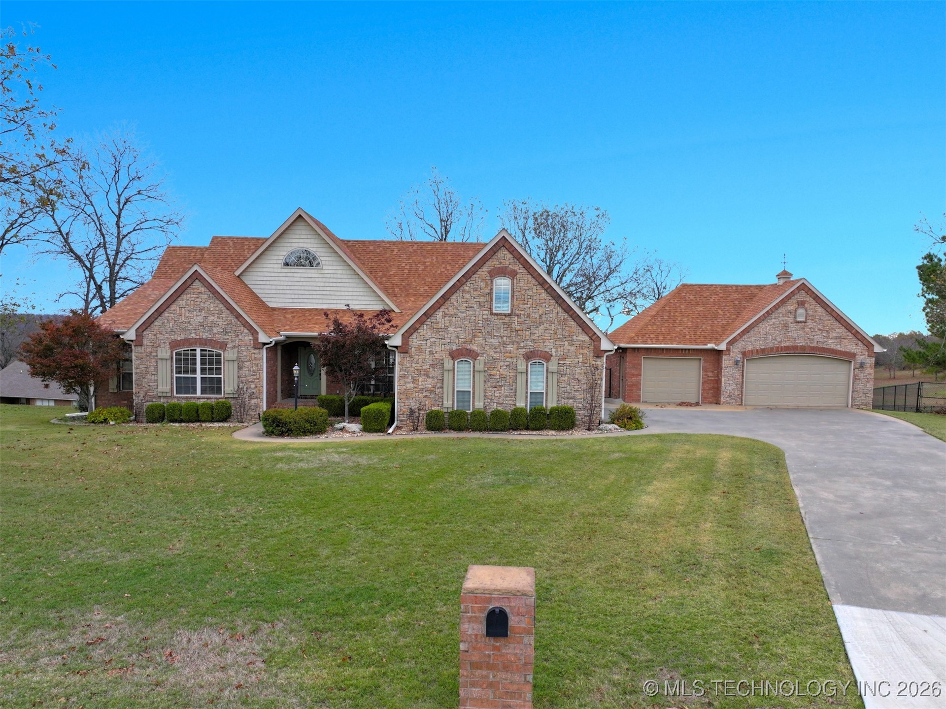 451963 E 958 Road Property Photo 3