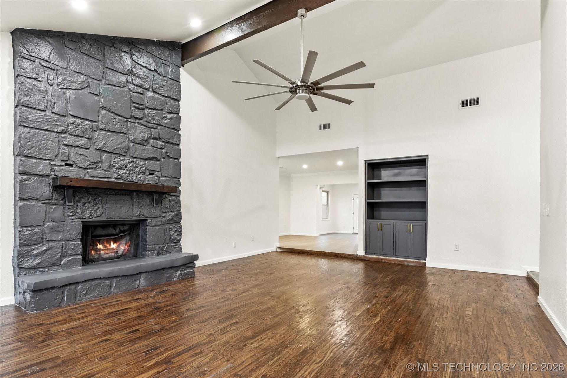 2416 S Elder Avenue Property Photo 6