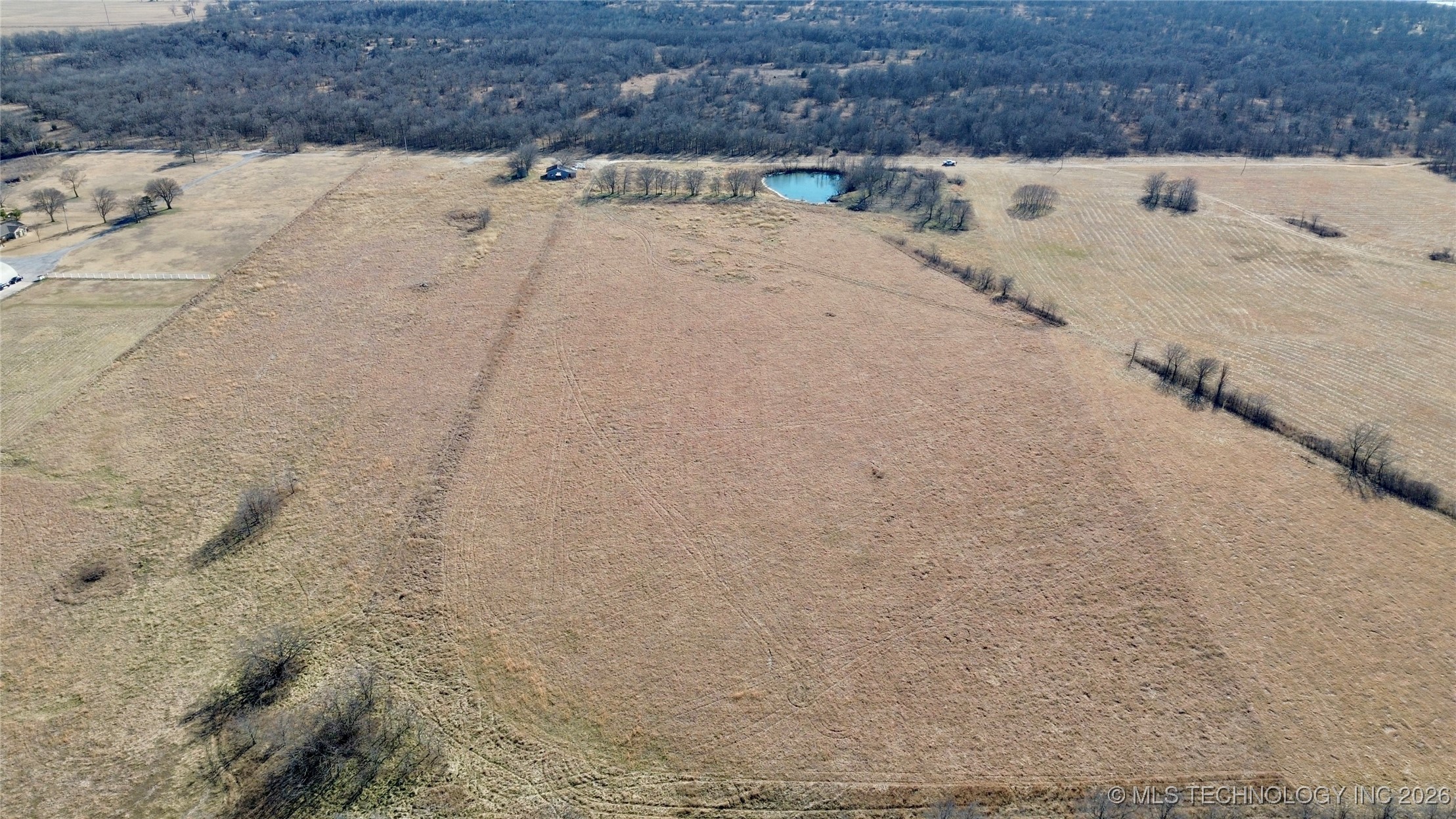 E 31st Street Property Photo 4