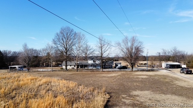 7468 E 147 Road Property Photo 6