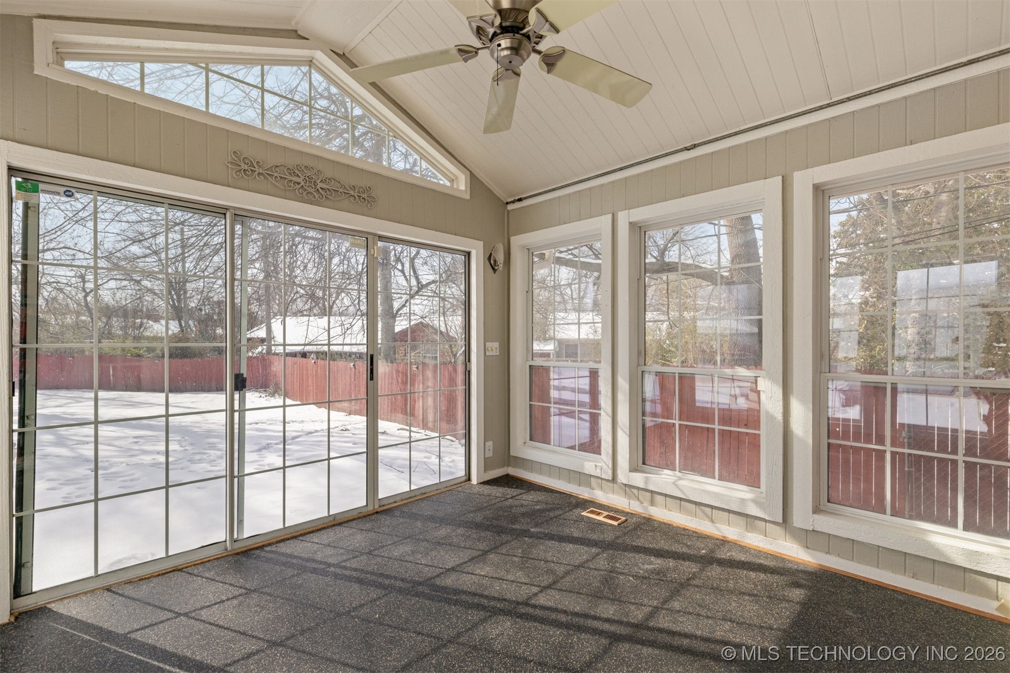 4416 E 58th Place Property Photo 27