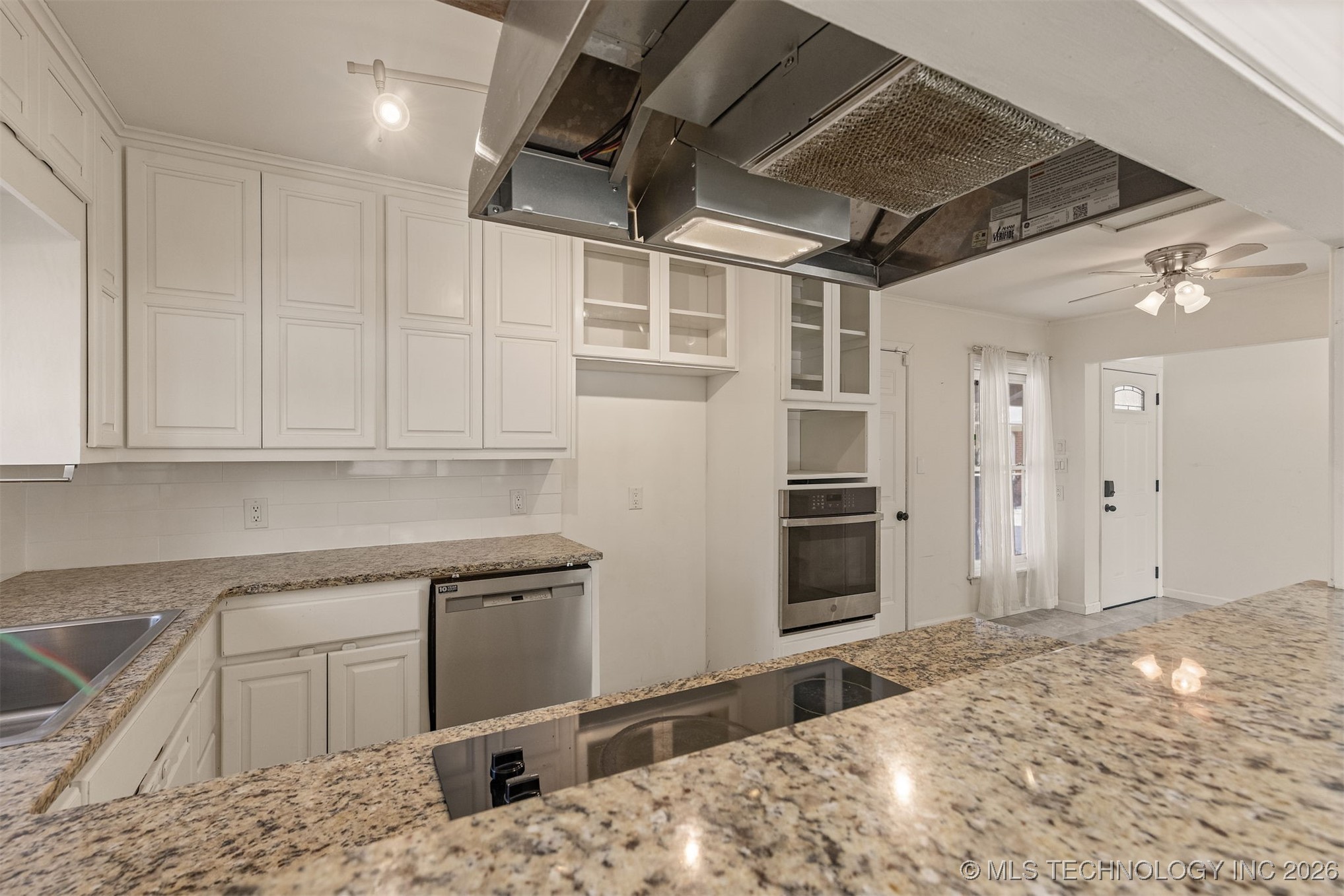 4416 E 58th Place Property Photo 28