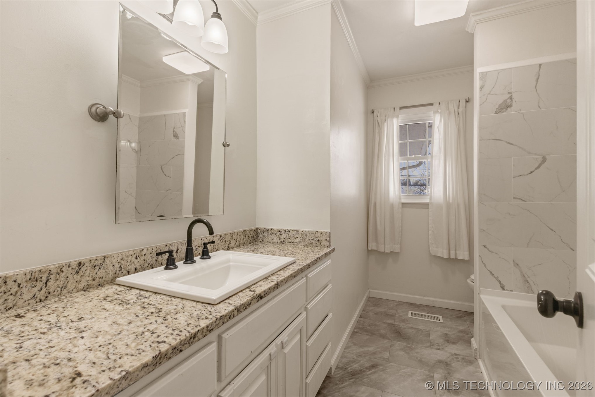 4416 E 58th Place Property Photo 31