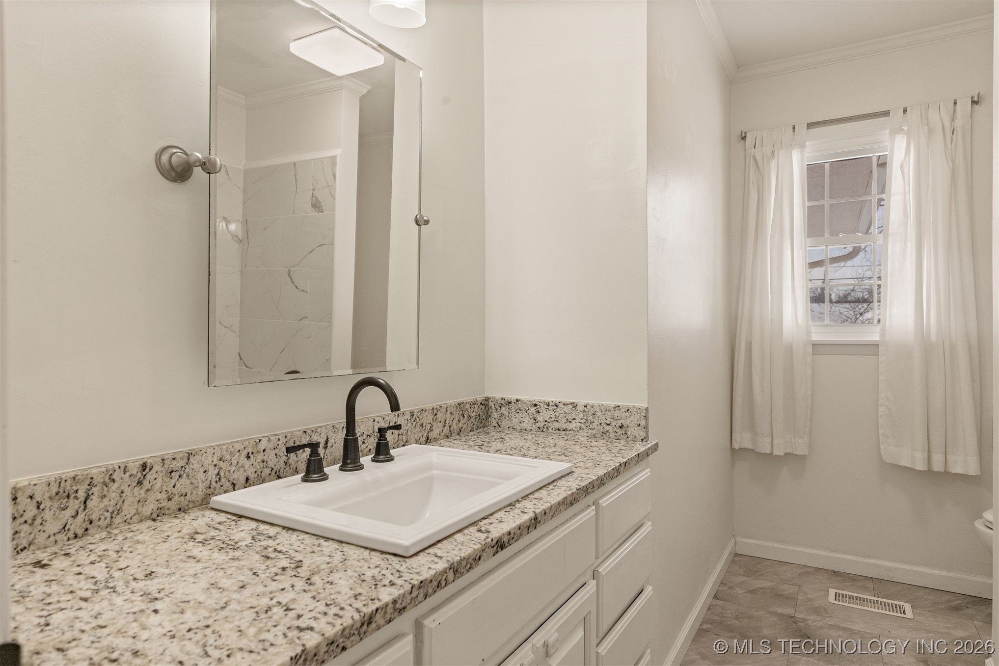 4416 E 58th Place Property Photo 32