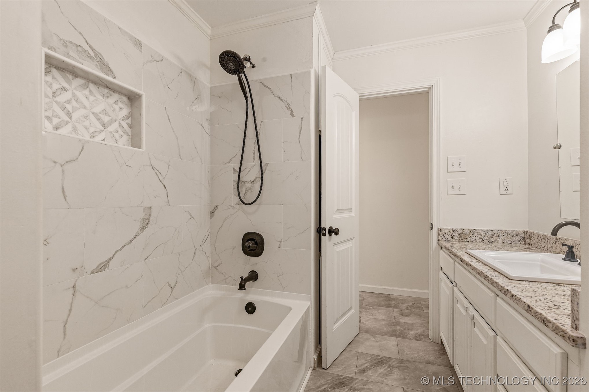 4416 E 58th Place Property Photo 33