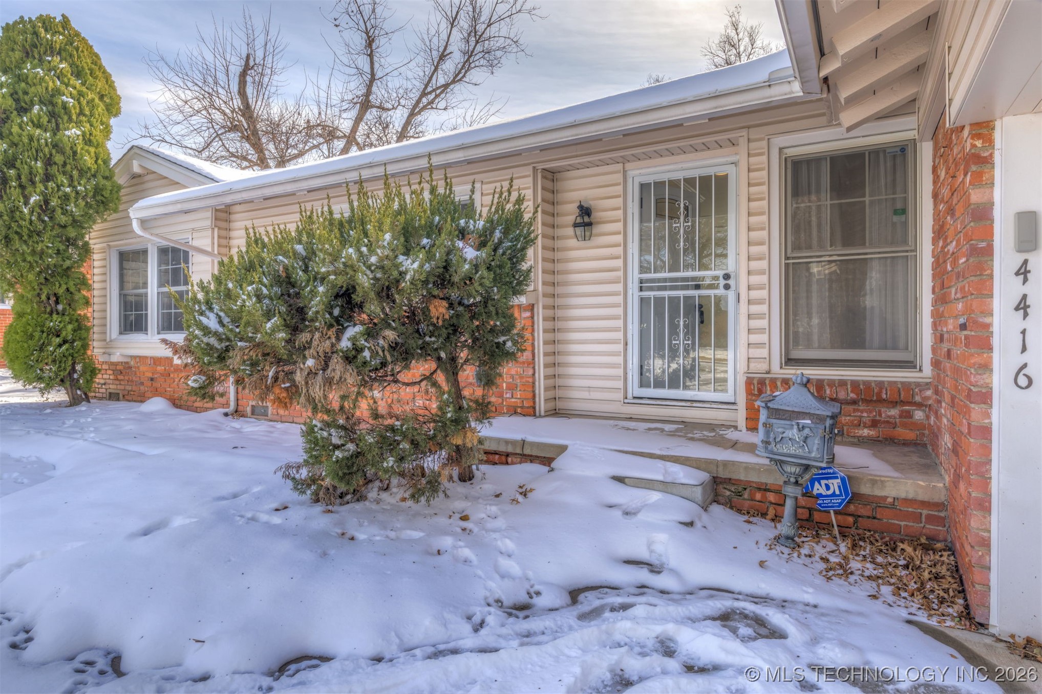 4416 E 58th Place Property Photo 67