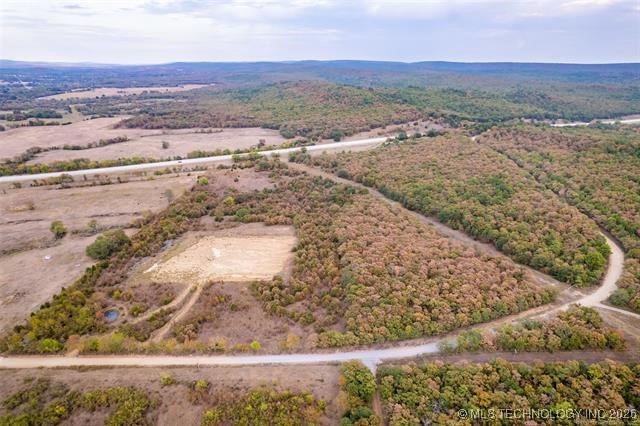 000 N 409 Road Property Photo 8