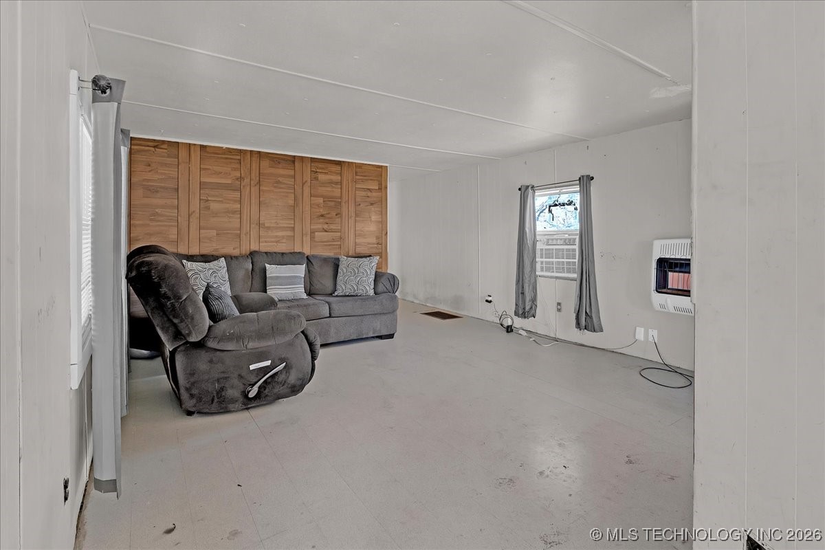 13253 S 215th West Avenue Property Photo 4