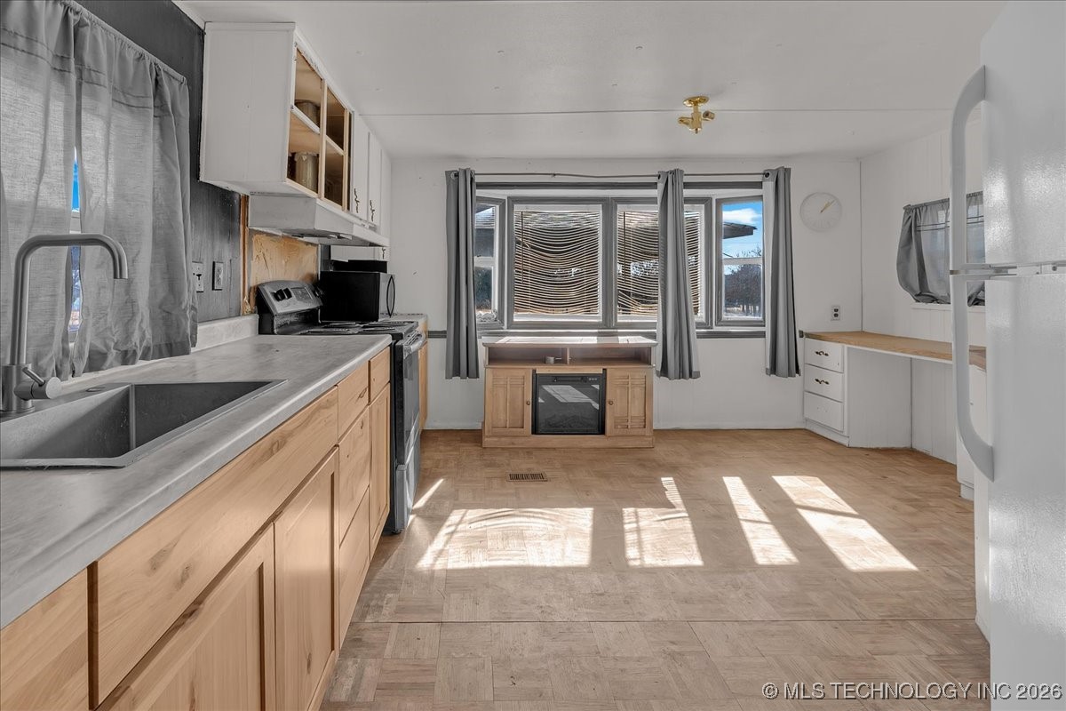 13253 S 215th West Avenue Property Photo 6