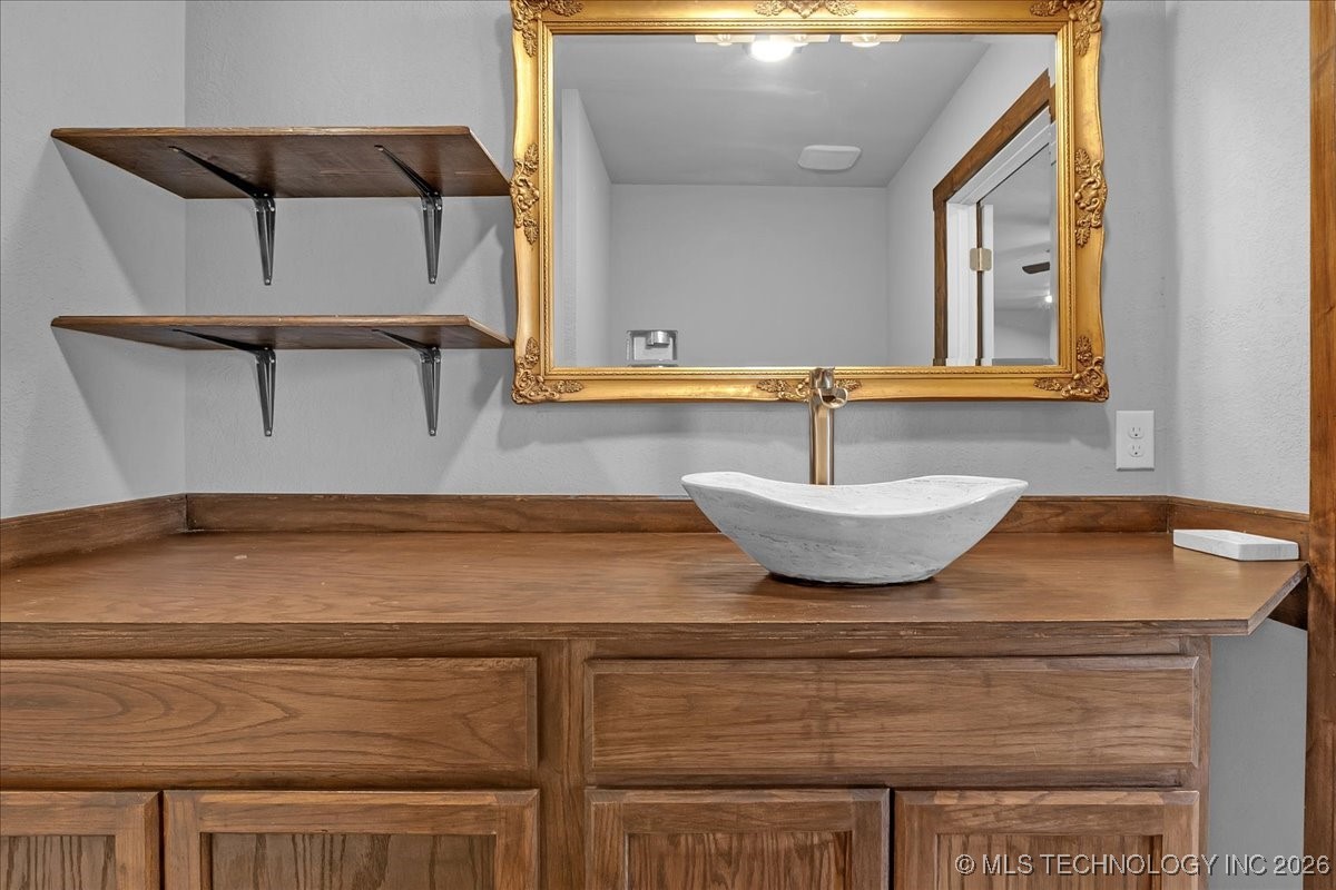 13253 S 215th West Avenue Property Photo 23