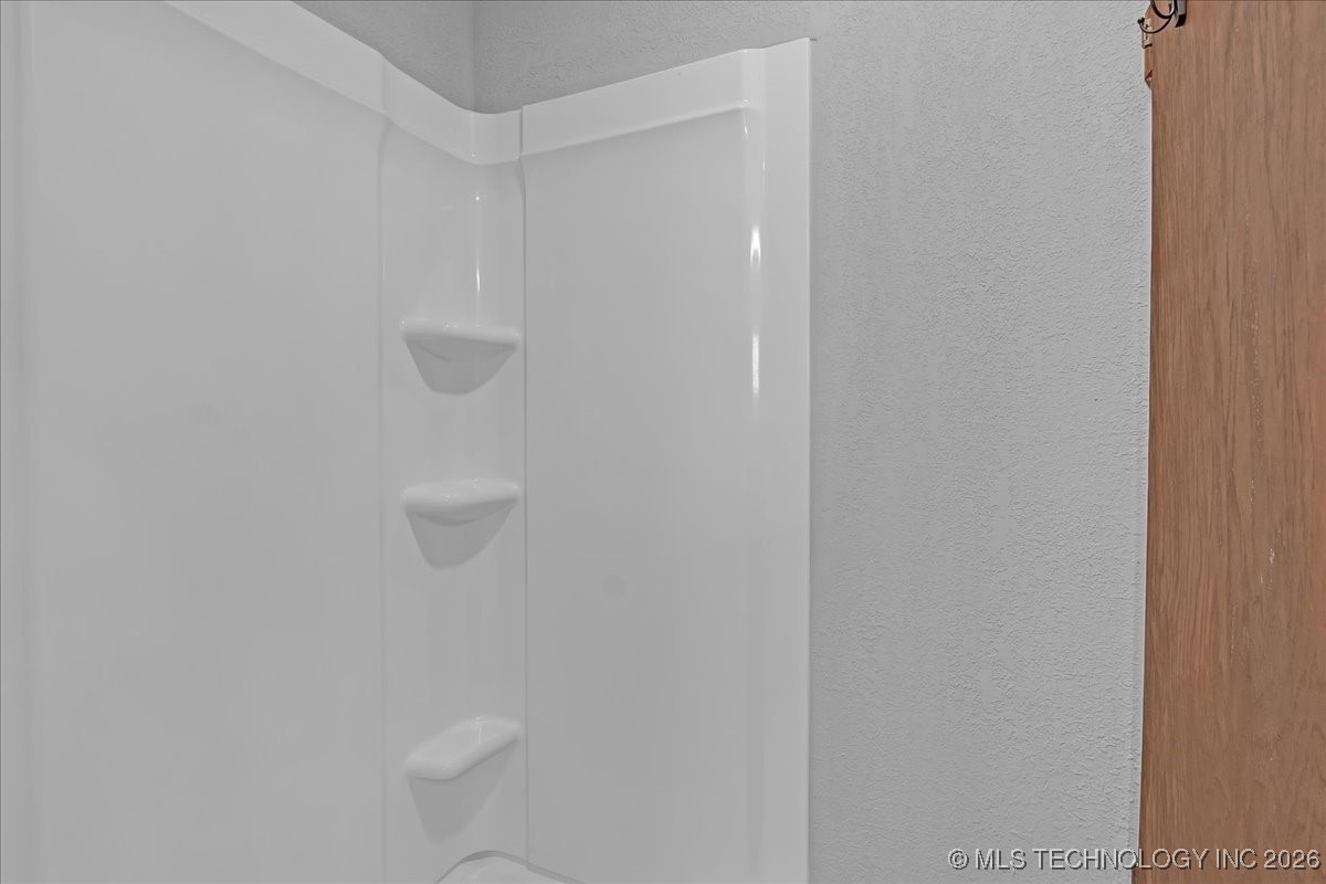 13253 S 215th West Avenue Property Photo 24