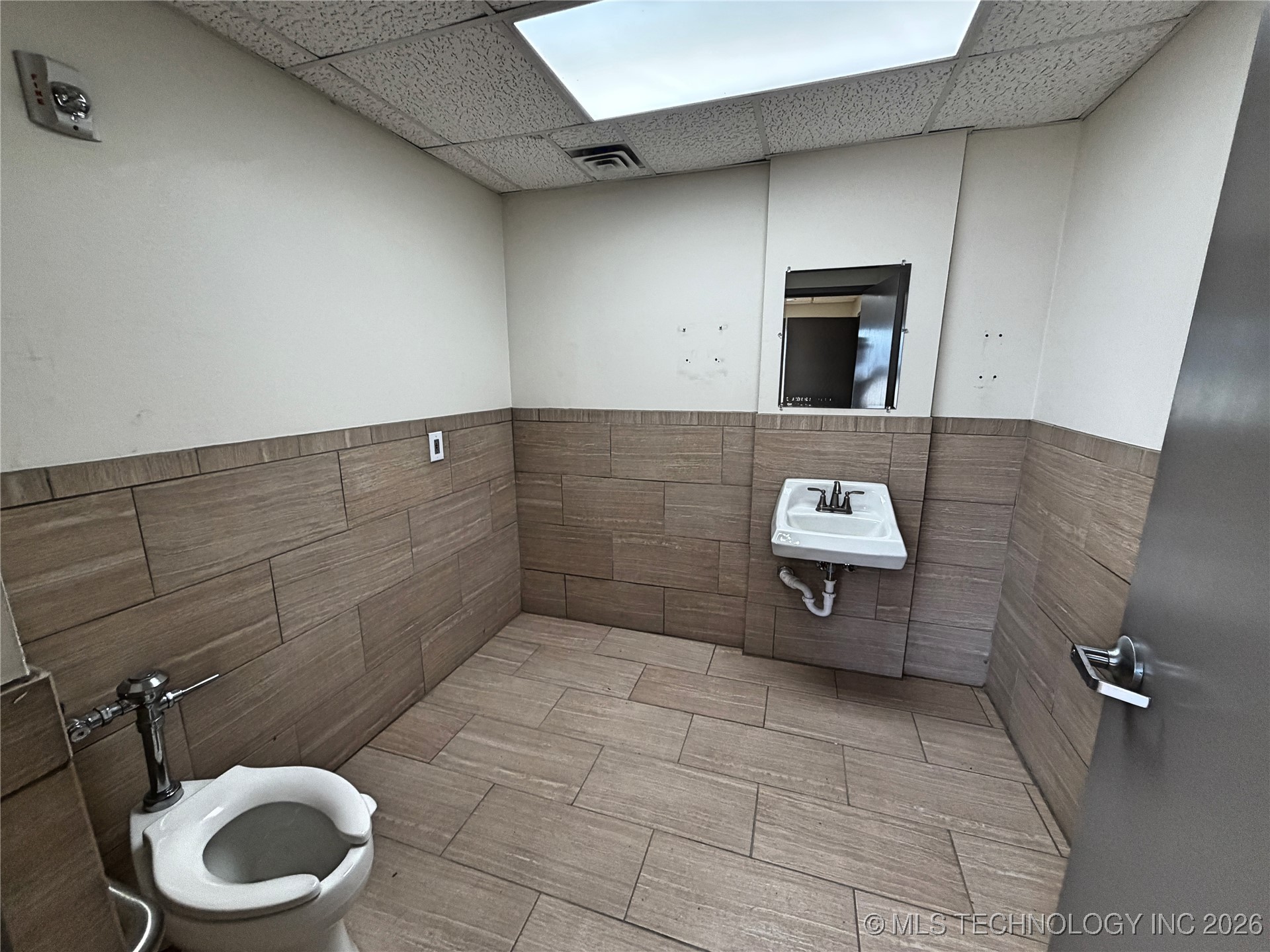 3551 Cypert Way Property Photo 10